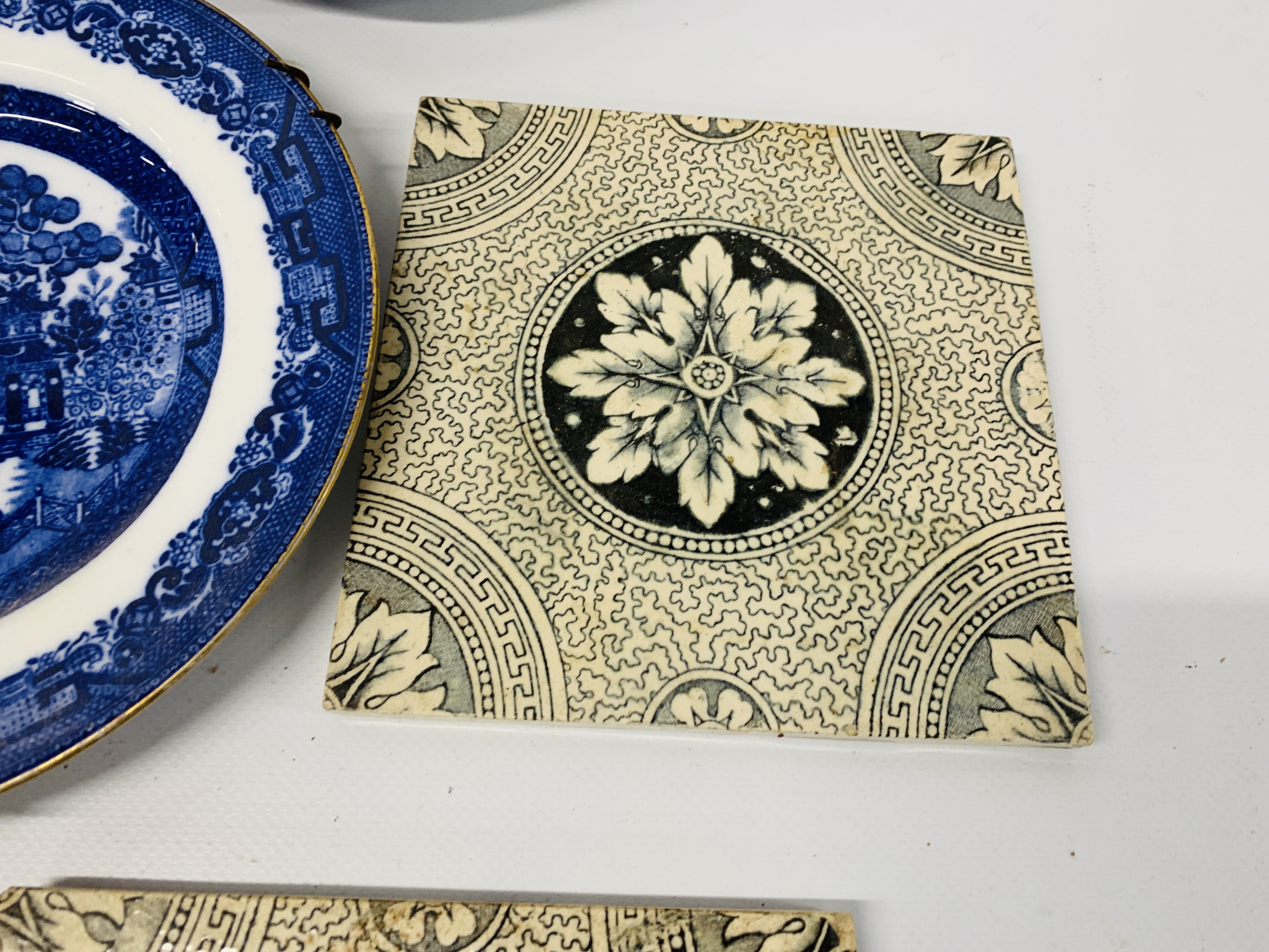 MASONS IRONSTONE MEAT DISH DIAMETER 52cm, FOUR VINTAGE PATTERNED TILES, TWO ORIENTAL VASES, - Image 21 of 29