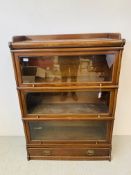 A FOUR SECTIONAL MAHOGANY GLOBE WERNICKE BOOKCASE, THE BASE WITH A SINGLE DRAWER. W 86cm. H 123cm.