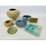 SEVEN PIECES OF STUDIO POTTERY TO INCLUDE BOWLS, DISHES, VASE ETC.