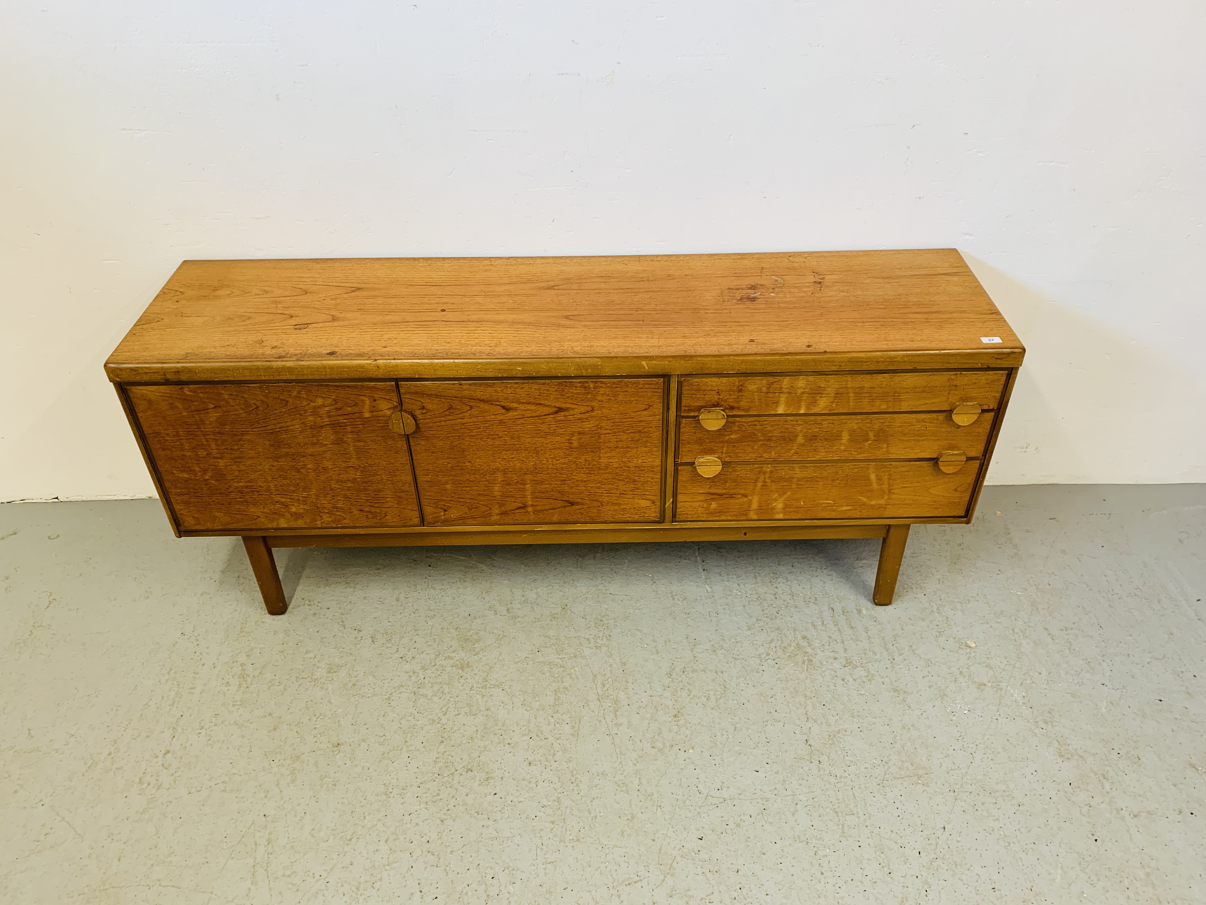 A RETRO TEAK FINISH SIDEBOARD WITH THREE DRAWERS AND TWO CABINET DOORS - LENGTH 184CM. DEPTH 45CM. - Image 2 of 13