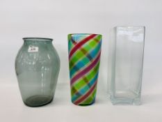 LARGE MURANO ART GLASS VASE 32CM ALONG WITH 2 FURTHER PLAIN HAND MADE VASES.