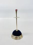 A SILVER HAT PIN STAND WITH AMETHYST FINIAL, WH, BIRMINGHAM 1910, HEIGHT 15CM.