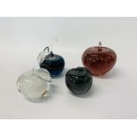 FOUR STUDIO ART GLASS APPLES TO INCLUDE SWEDISH GRANNA GLASS WITH SILVER INFUSION