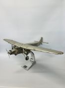 REPRODUCTION FORD TRIMOTOR MODEL PLANE AM 2017 NO. 0646. L 70CM X WING SPAN 102CM.