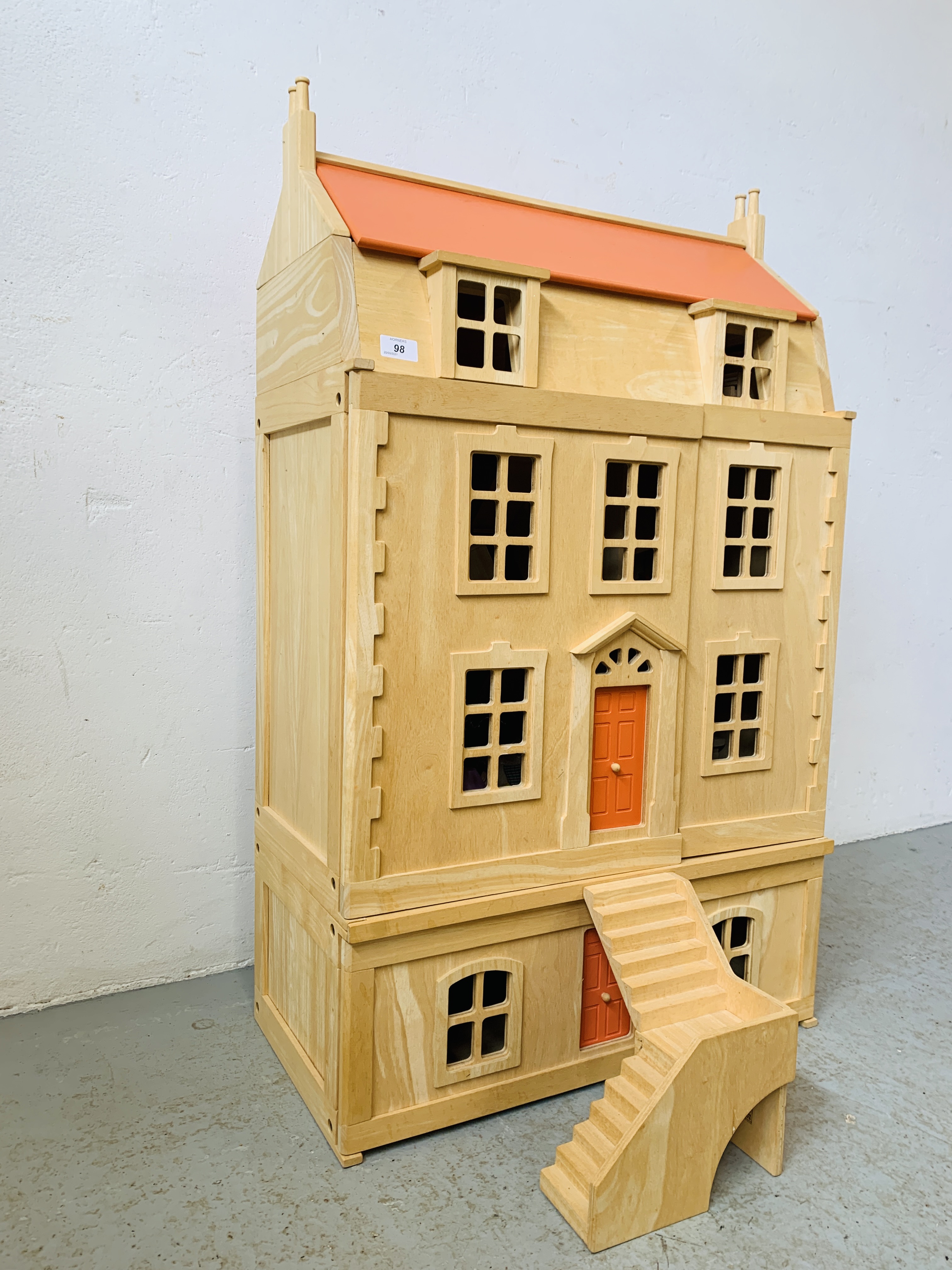 A GEORGIAN STYLE MODERN FOUR STOREY DOLLS HOUSE WITH FURNISHINGS AND FIGURES - W 64CM. D 34CM. - Image 3 of 8