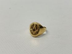 9CT GOLD MASONIC RING