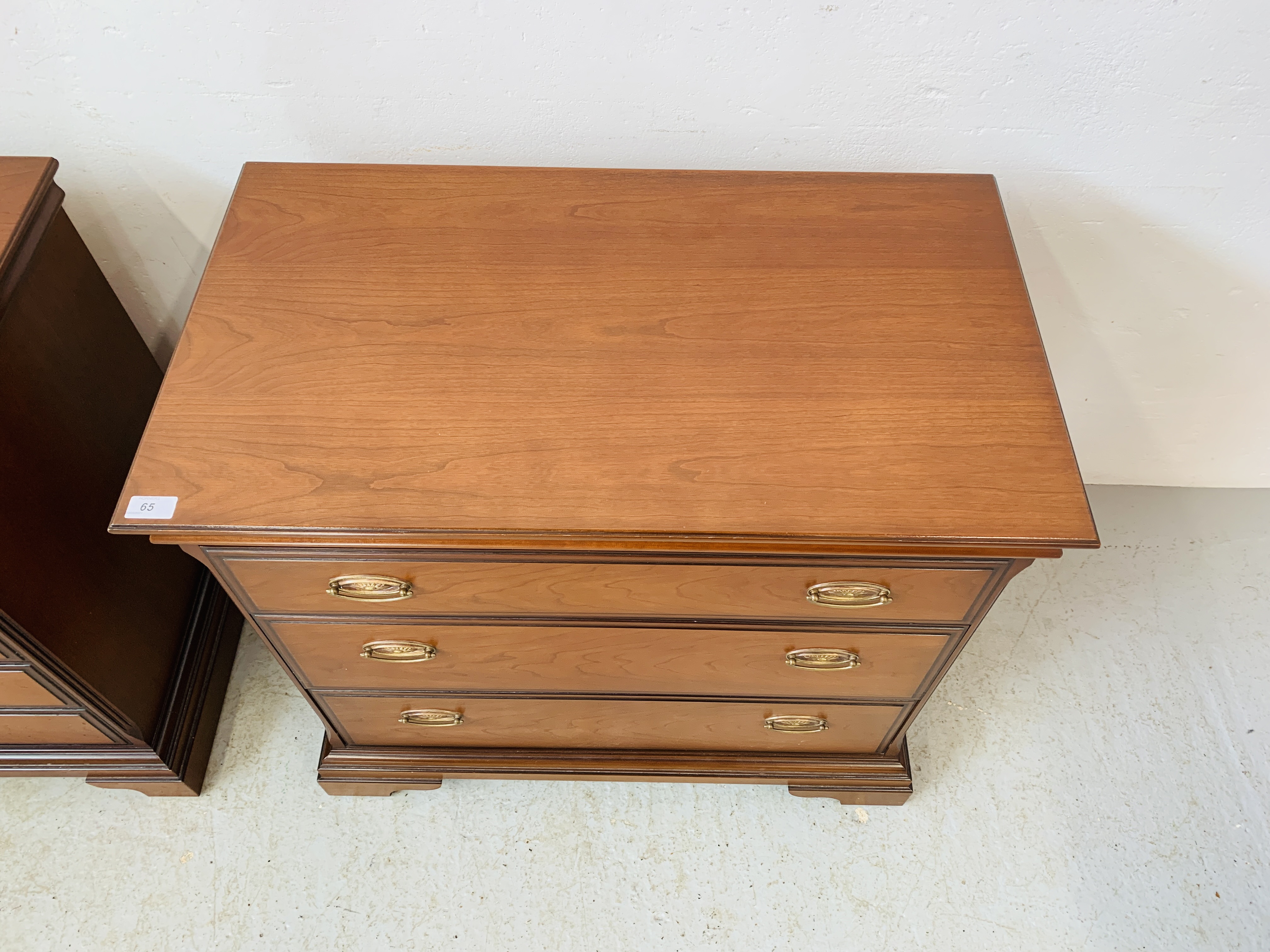 A MODERN STAG CHERRYWOOD FINISH THREE DRAWER CHEST - W 81CM. D 46CM. H 75CM. - Image 3 of 16