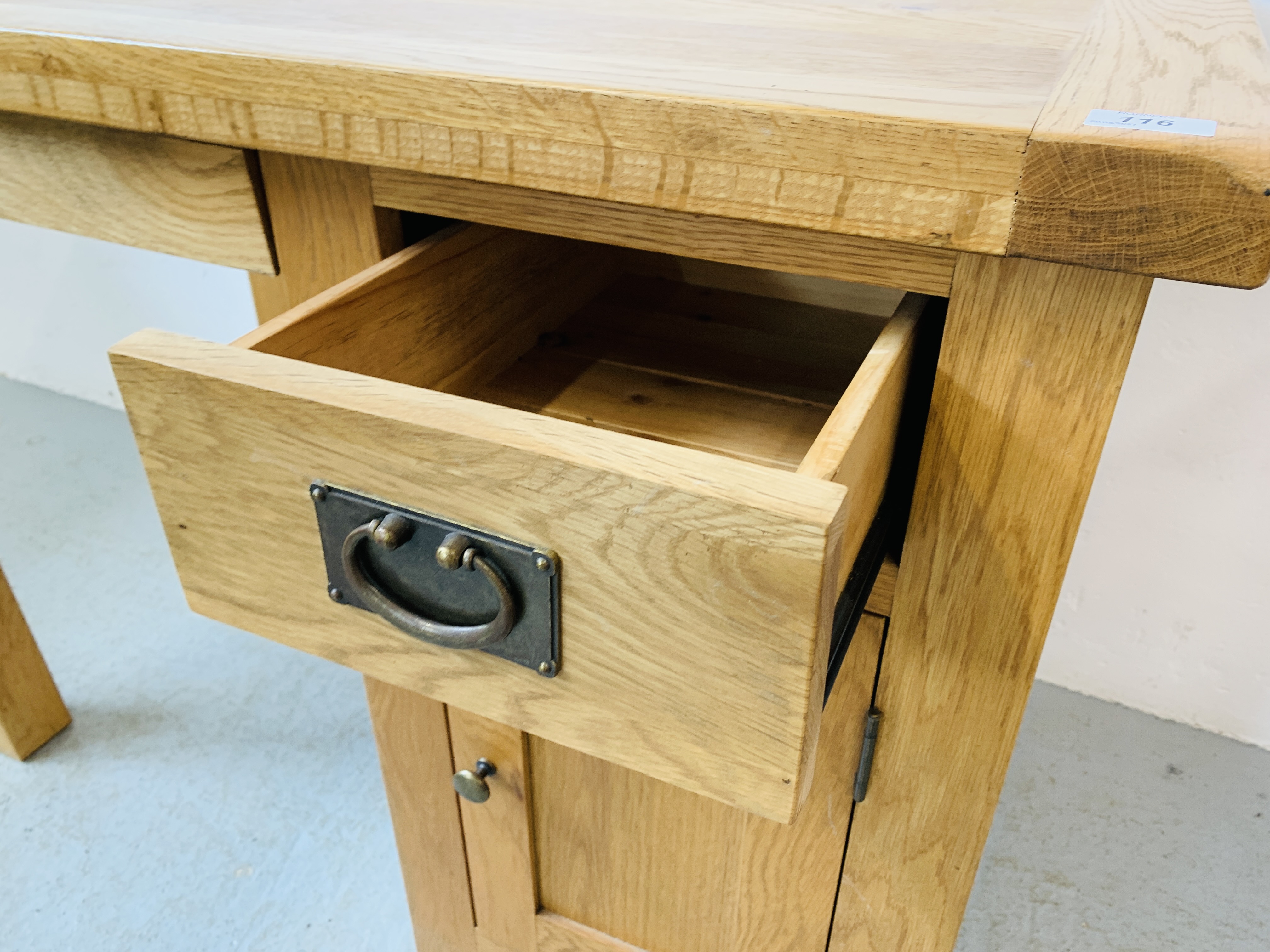 A MODERN LIGHT OAK SINGLE PEDESTAL COMPUTER DESK - W 110CM. D 65CM. H 80CM. - Image 8 of 9