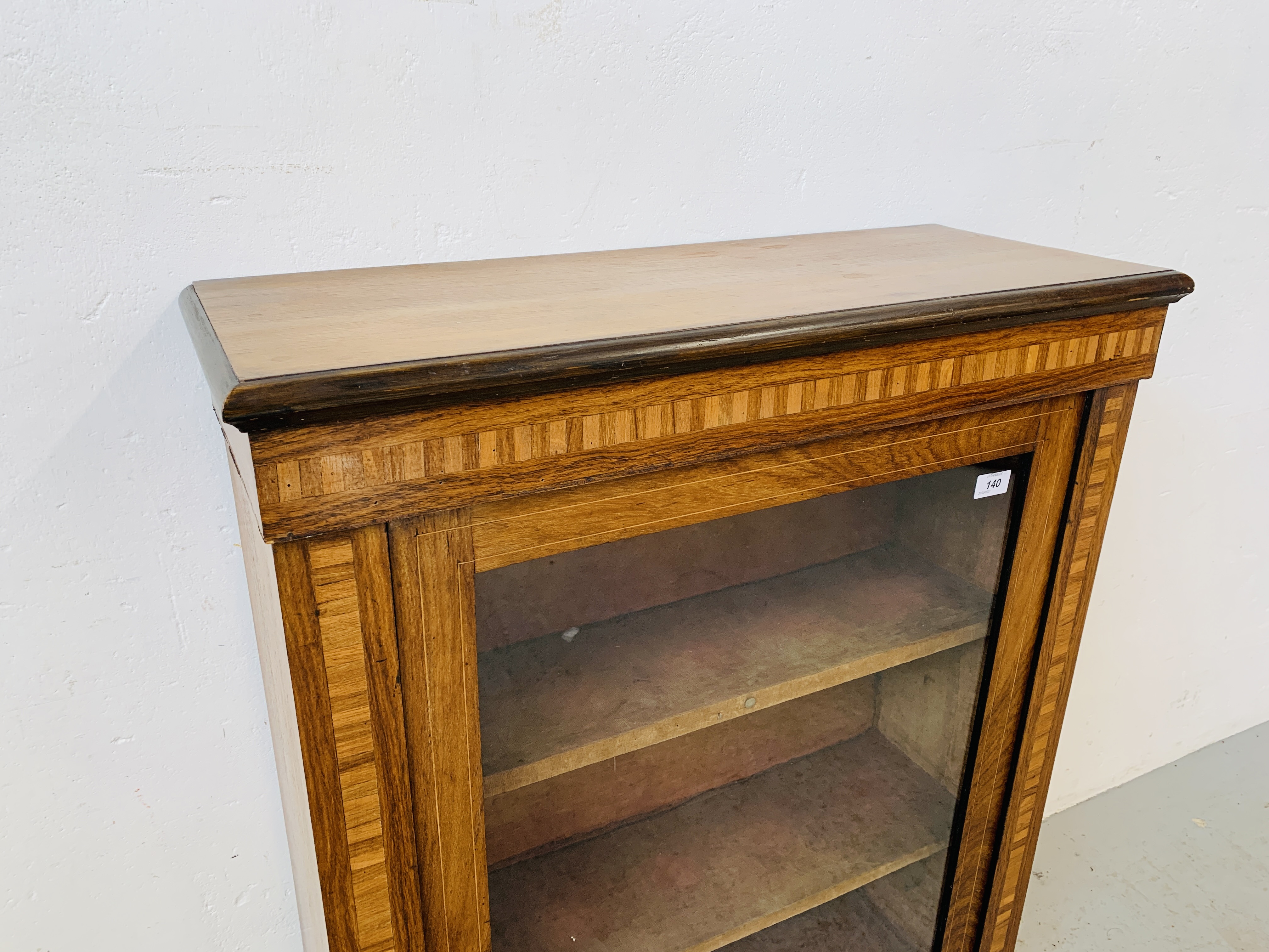 EDWARDIAN GLAZED FRONT DISPLAY CABINET - H 67CM X D 30CM X W 75CM. - Image 4 of 9