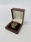 VINTAGE FLOWER BROOCH SET WITH MULTIPLE STONE,