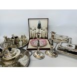 COLLECTION OF PLATED WARE TO INCLUDE 2 TUREENS, PAIR OF CANDLESTICKS, GRAVY BOAT, TANKARD,