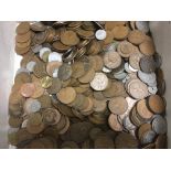 BOX OF UK AND OVERSEAS COINS,
