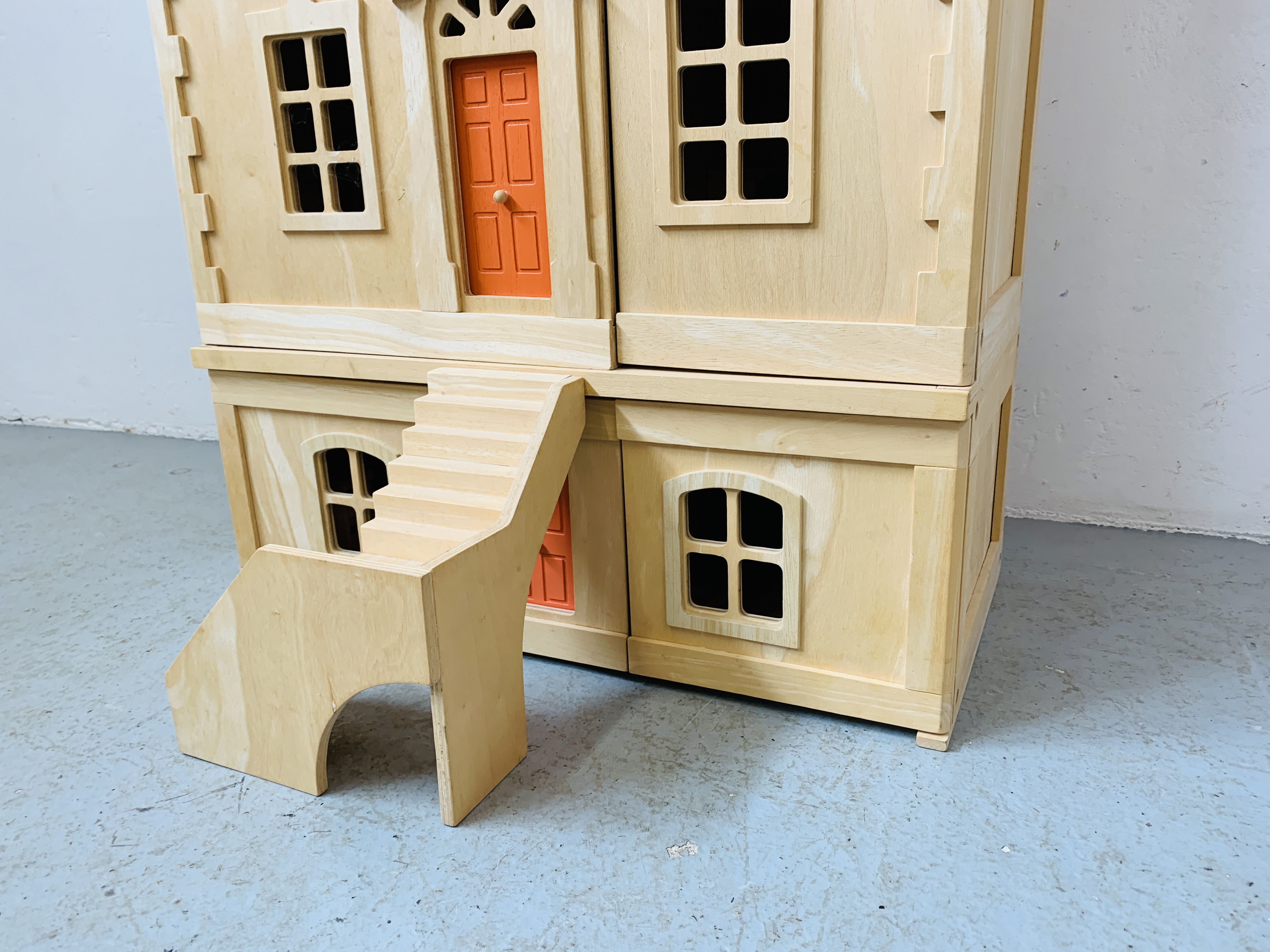 A GEORGIAN STYLE MODERN FOUR STOREY DOLLS HOUSE WITH FURNISHINGS AND FIGURES - W 64CM. D 34CM. - Image 6 of 8