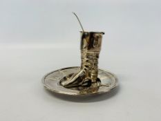 UNUSUAL SILVER MUSTARD POT IN THE FORM OF A BOOT LONDON ASSAY (PLATED MUSTARD SPOON)
