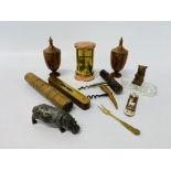 BOX OF VINTAGE COLLECTIBLES TO INCLUDE WOOD AND BRASS SPIRIT LEVEL, WOODEN DOCUMENT TUBE,