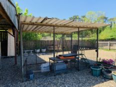 A STEEL WALK IN CAGE ENCLOSURE WITH PROFILE STEEL ROOF A/F CONDITION 250 X 368CM - BUYER TO