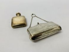 VINTAGE SILVER PURSE ON CHAIN - BIRMINGHAM ASSAY 188B - W 13CM - ALONG WITH A SMALL SILVER HIP