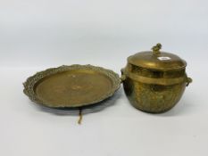 PERIOD ORIENTAL BRASS CIRCULAR TRAY, PIERCED DETAIL ON FOUR SMALL FEET - D 41CM.