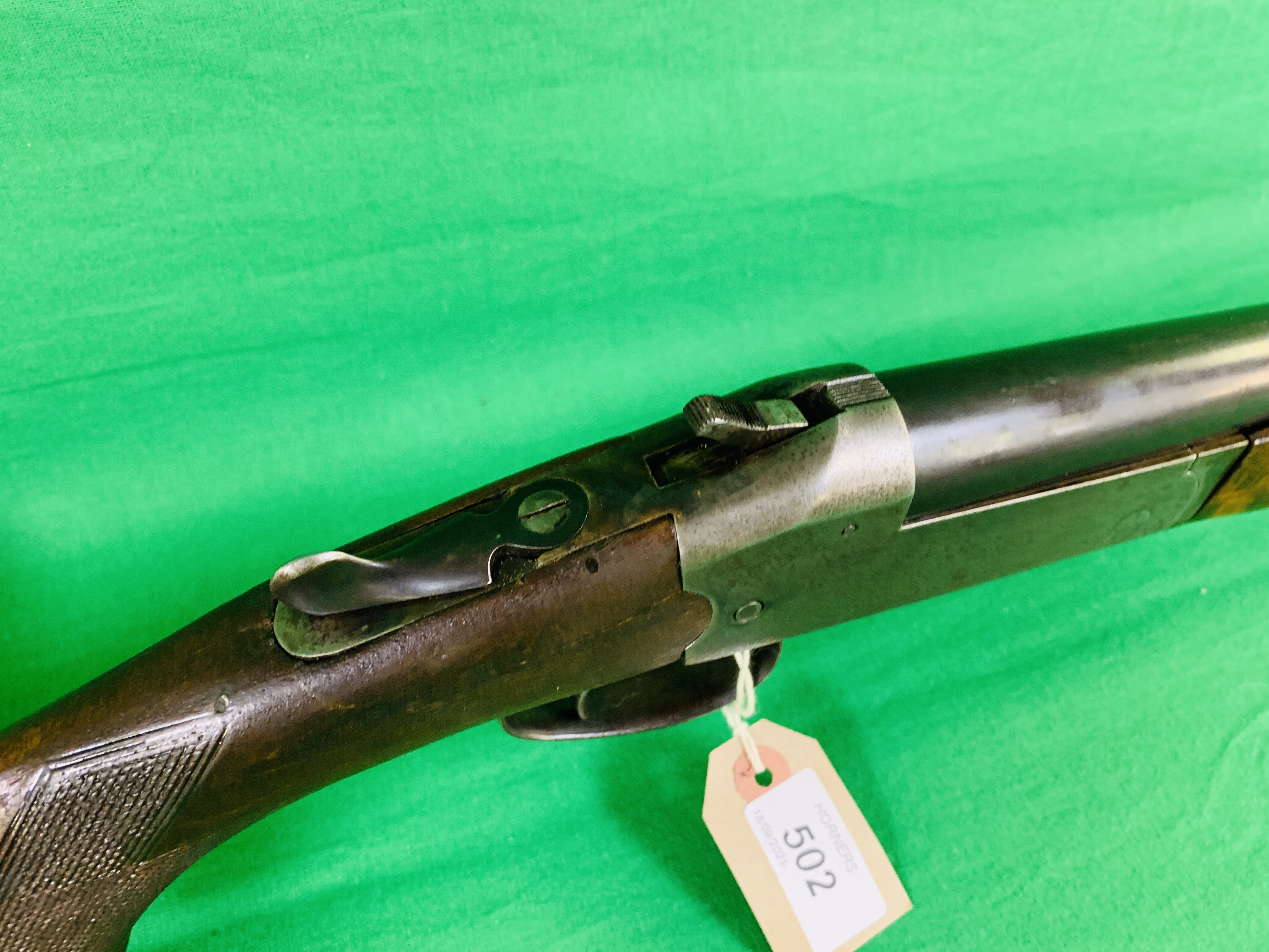 AYA 12 BORE SINGLE SHOT SHOTGUN # 196075 30 INCH BARREL - (ALL GUNS TO BE INSPECTED AND SERVICED BY - Image 3 of 8