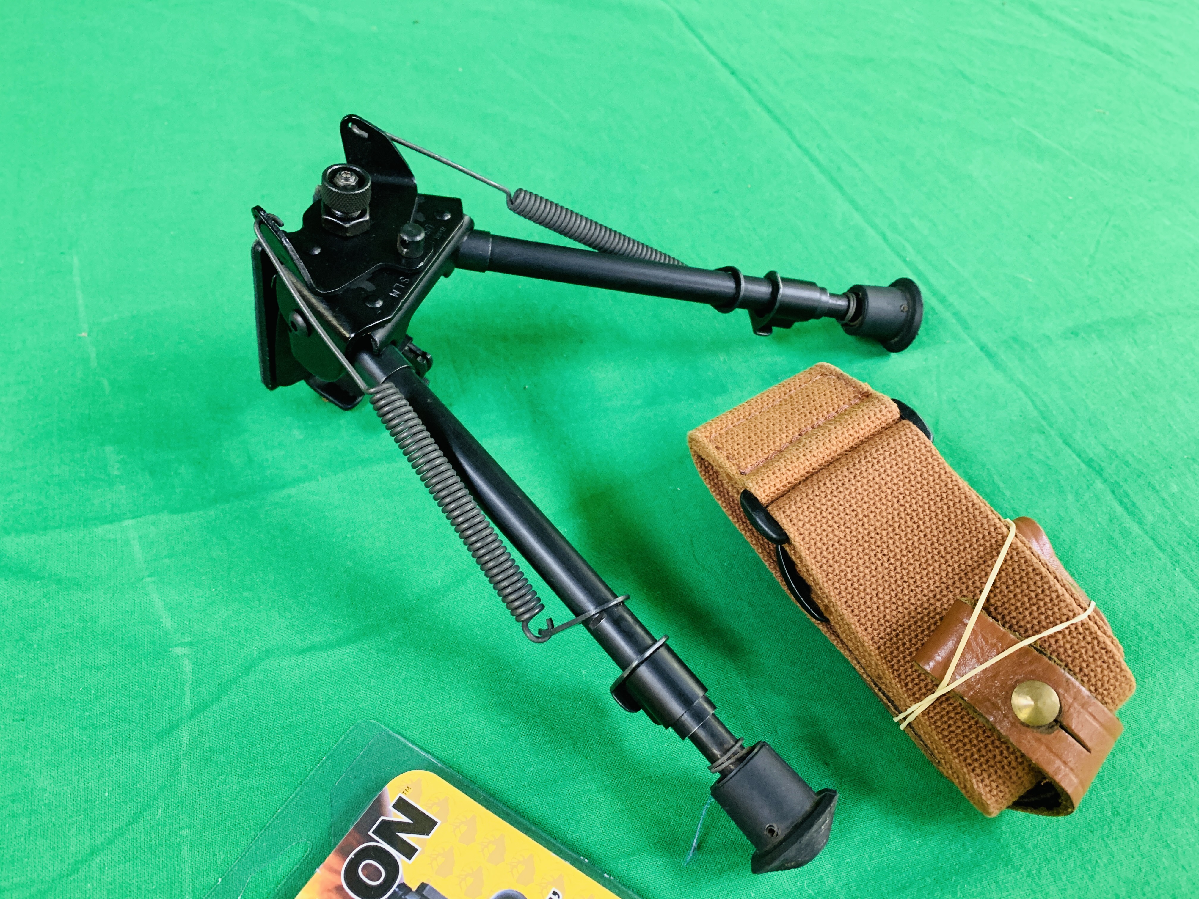 A HARRIS 30CM BIPOD STEP LOCKING ALONG WITH A CANVAS RIFLE SLIP AND SWING SWIVELS - Image 3 of 8