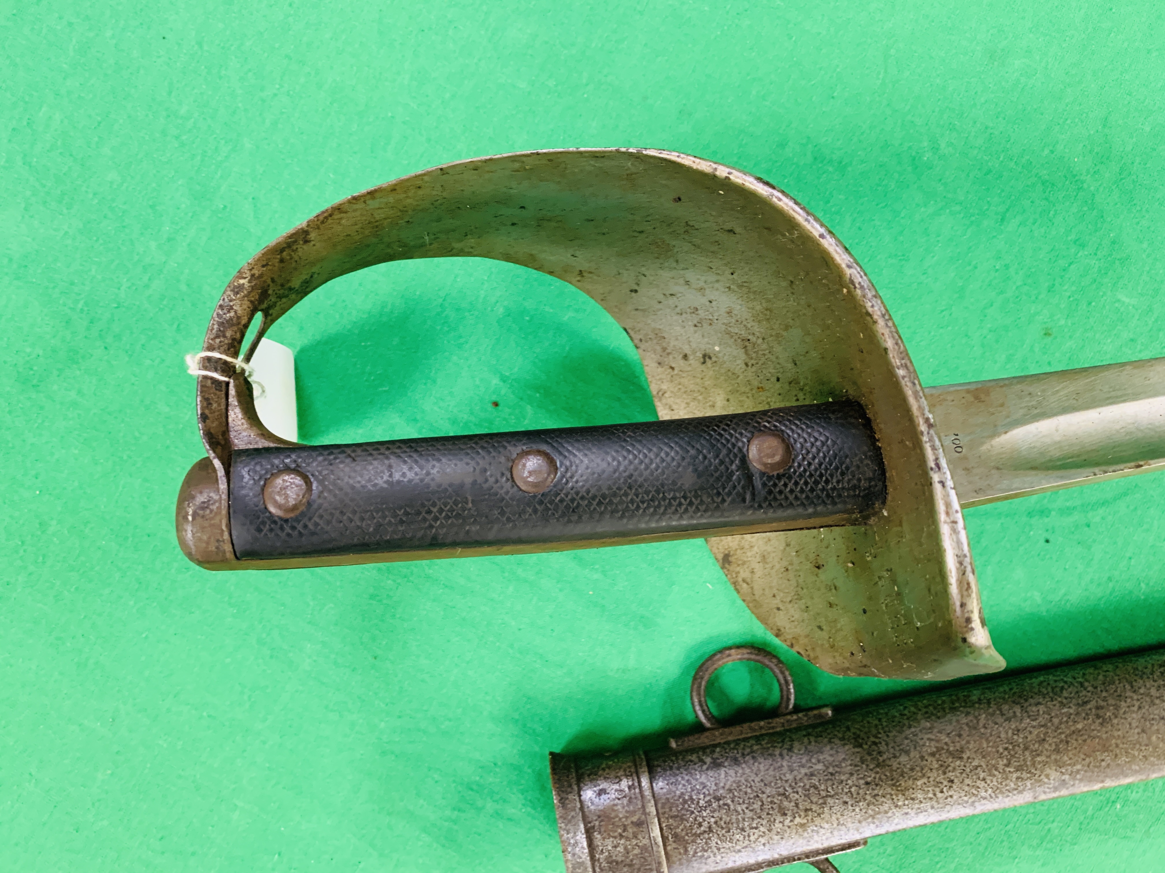 BRITISH 1899 PATTERN BOER WAR PERIOD CAVALRY TROOPERS SWORD MADE BY ENFIELD (1900) - Image 2 of 9