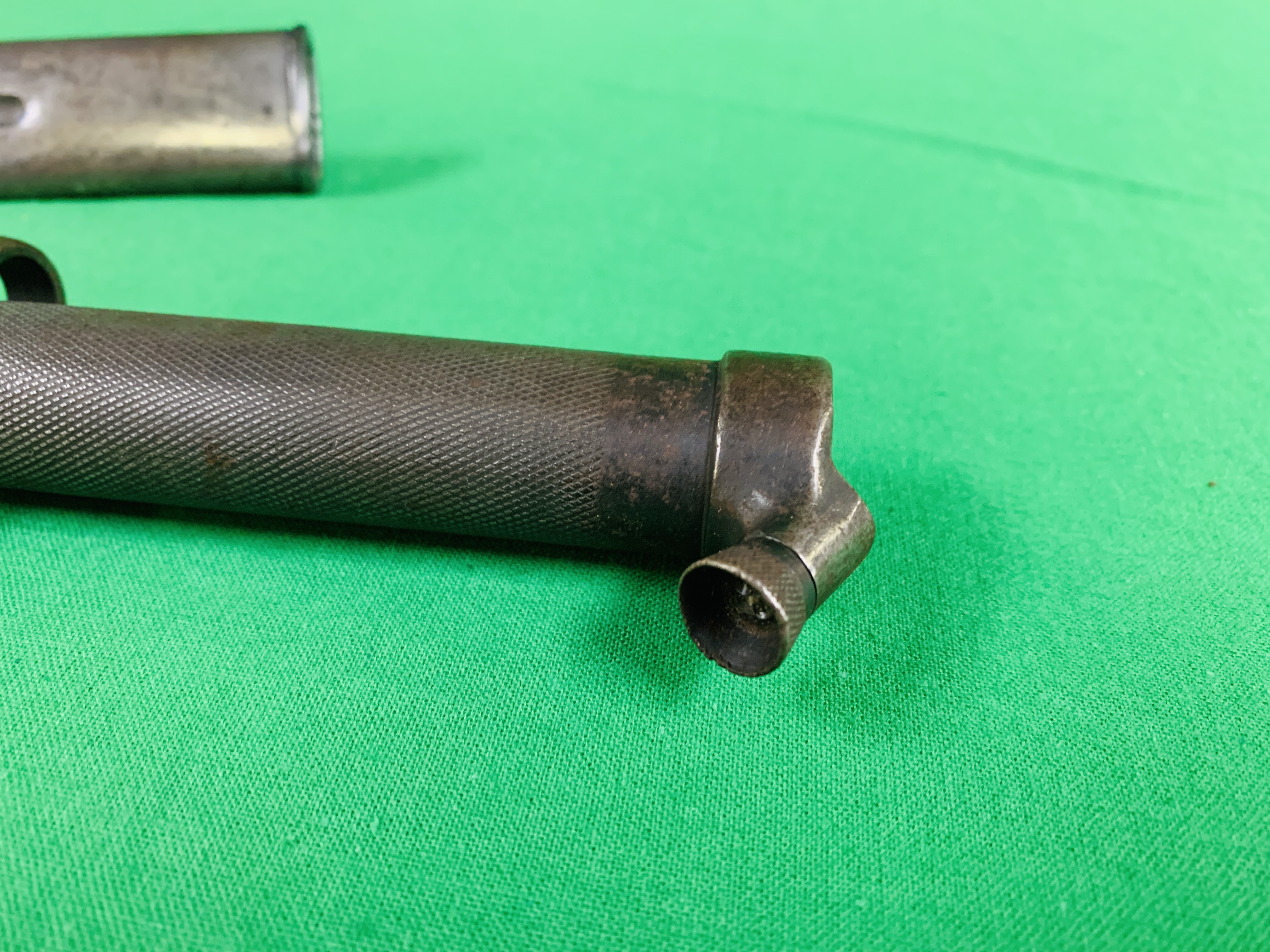 A SWEDISH BAYONET IN SCABBARD - Image 6 of 13