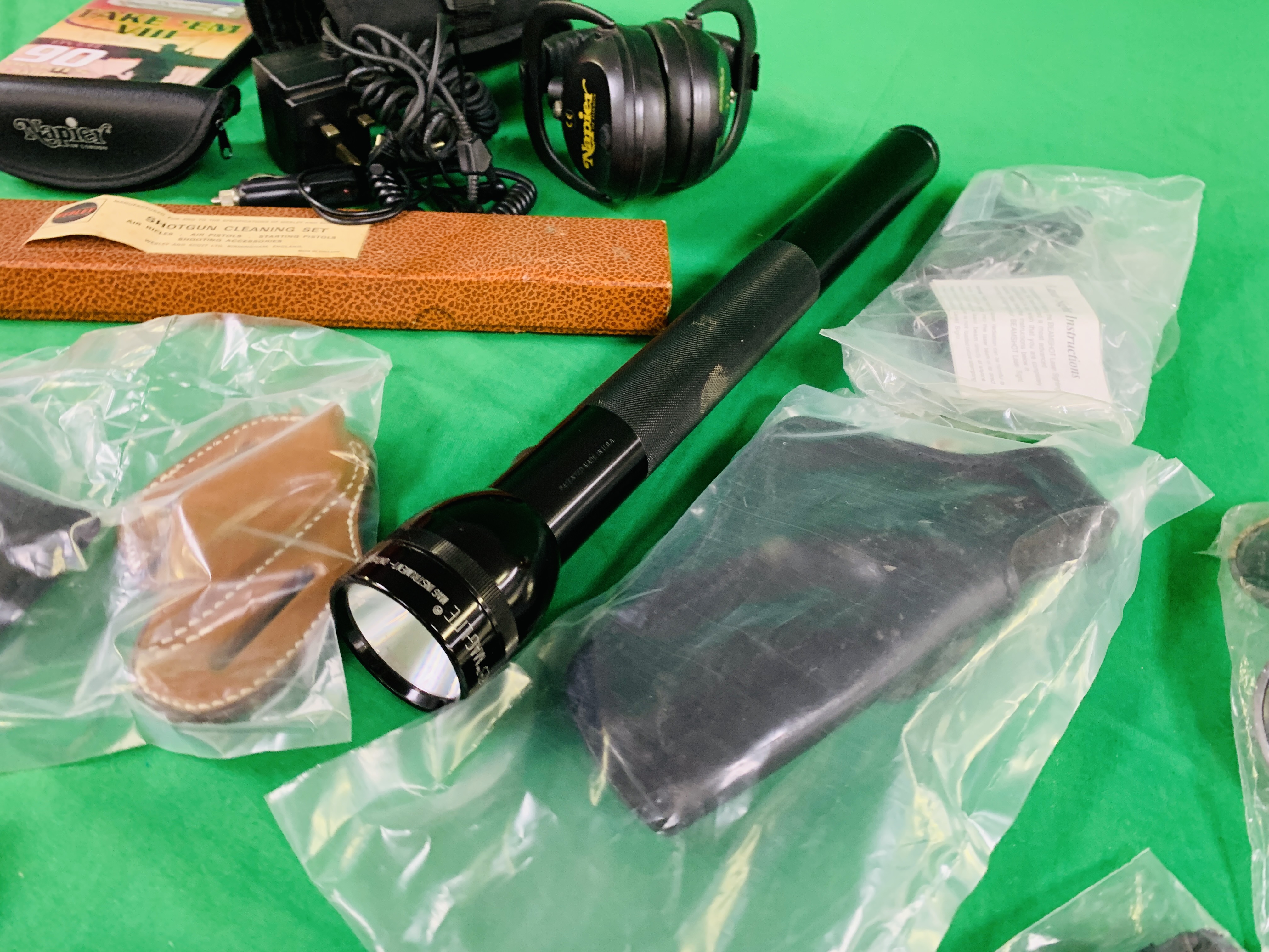 A BOX CONTAINING VARIOUS KNIFE AND PISTOL HOLDERS, PRIEST, WEBLEY, SHOT GUN CLEANING KIT (410), - Image 7 of 9