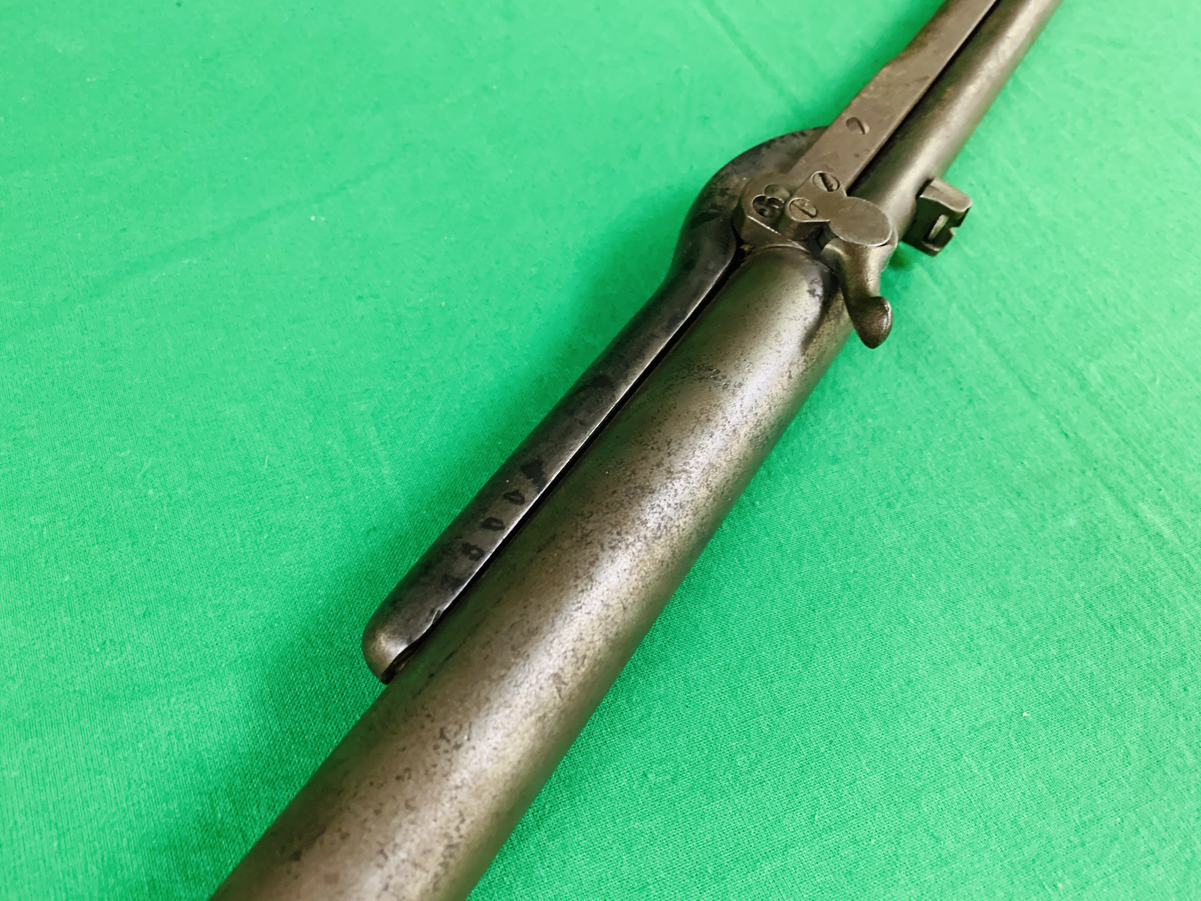 EARLY AIR RIFLE COLLECTORS ITEM (ALL GUNS TO BE INSPECTED AND SERVICED BY QUALIFIED GUNSMITH BEFORE - Image 7 of 8