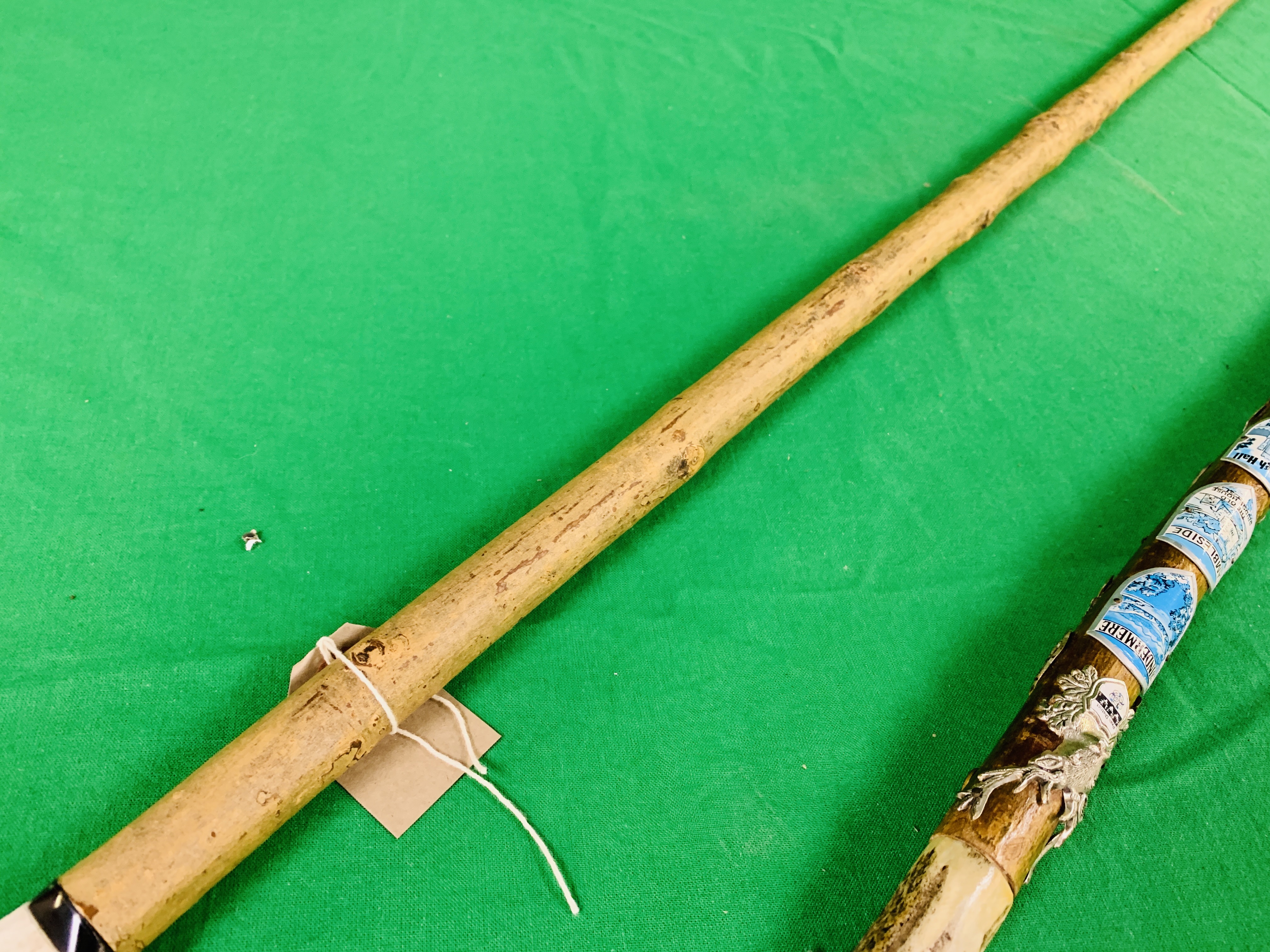 TWO SHOOTING STICKS ANTLER HANDLES - Image 6 of 6