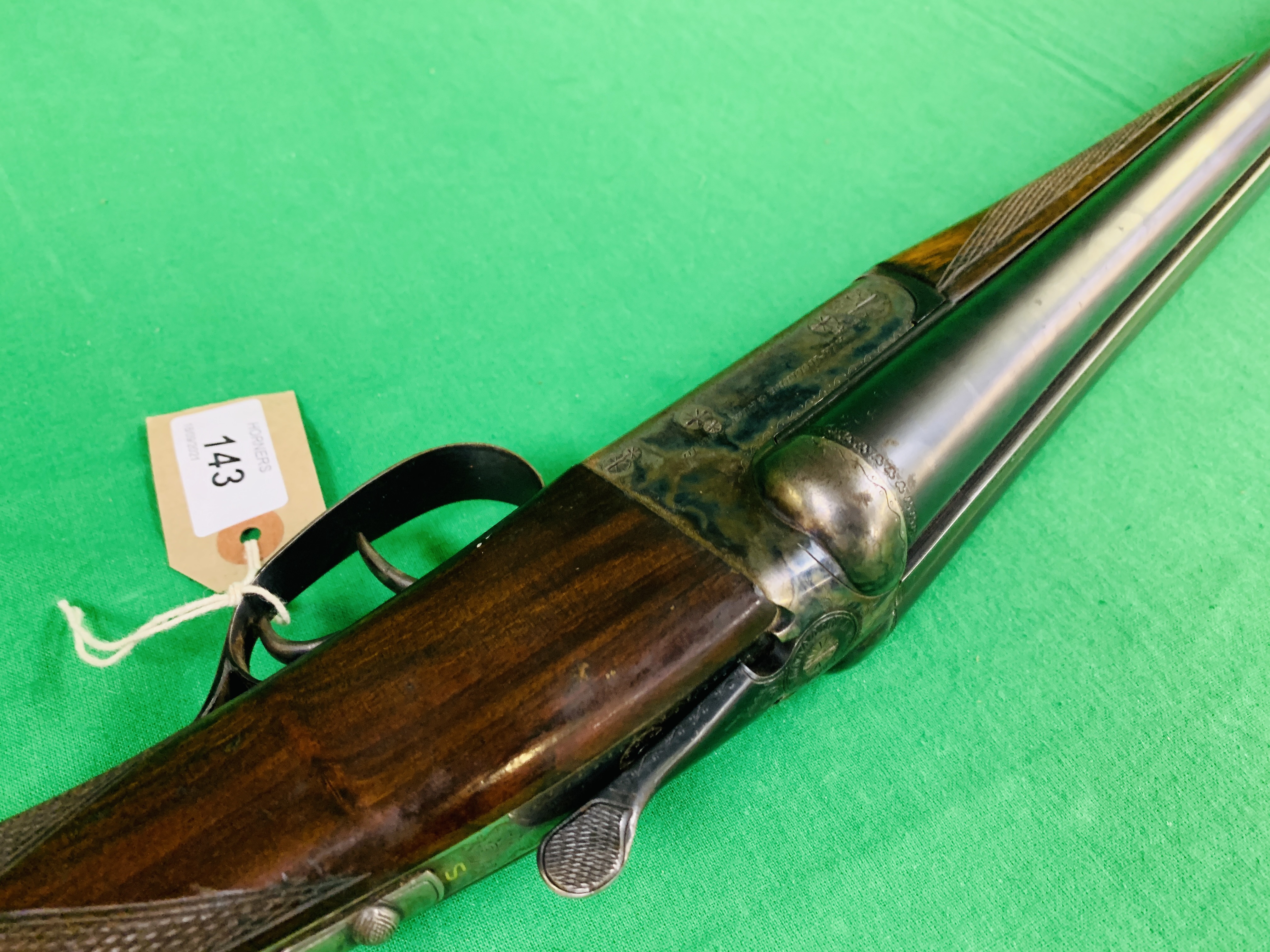 AYA 12 BORE SIDE BY SIDE SHOTGUN #462505 - (ALL GUNS TO BE INSPECTED AND SERVICED BY QUALIFIED - Image 6 of 7