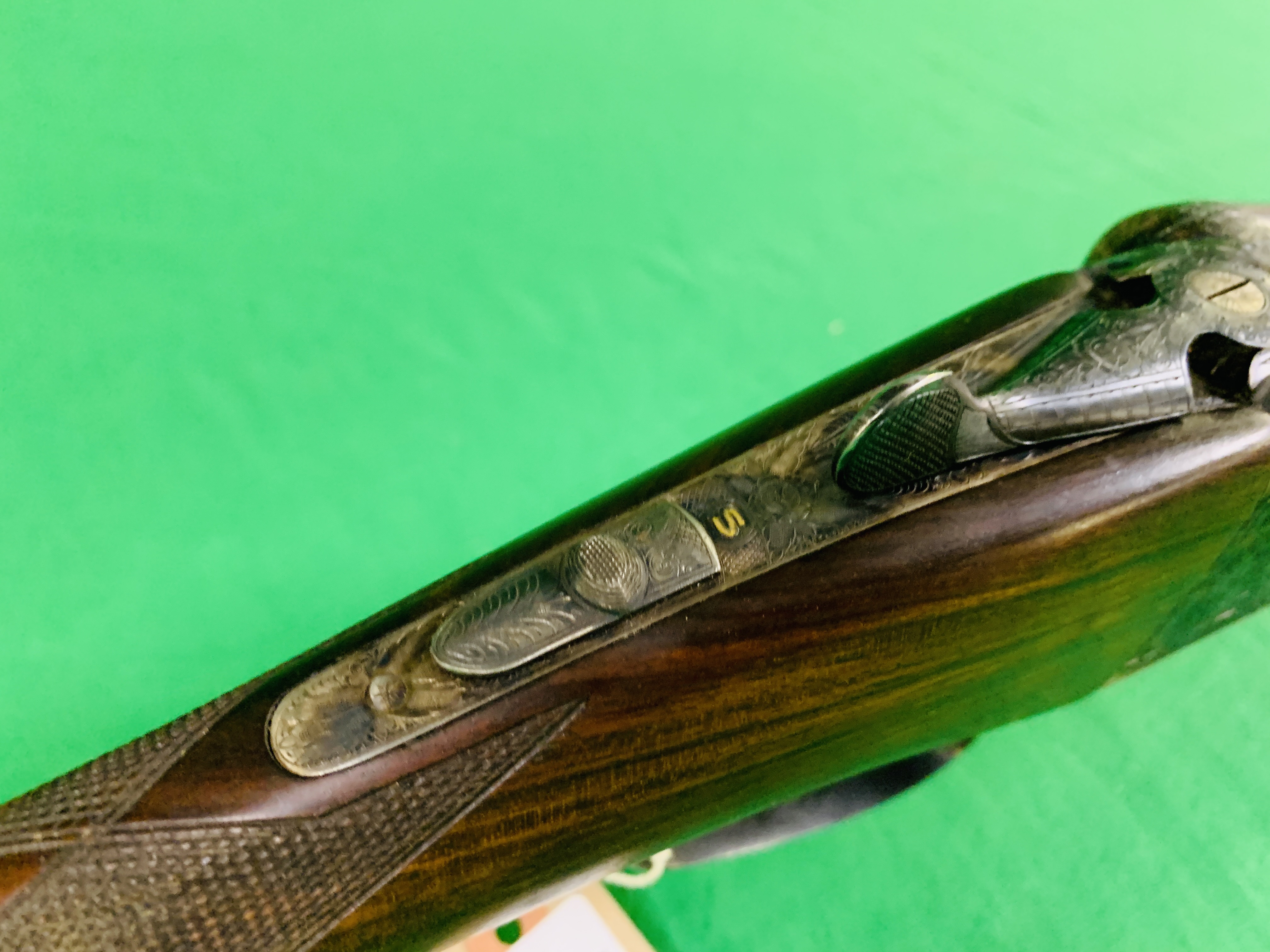 AYA 12 BORE SIDE BY SIDE SHOTGUN # 528892 - (ALL GUNS TO BE INSPECTED AND SERVICED BY QUALIFIED - Image 4 of 8