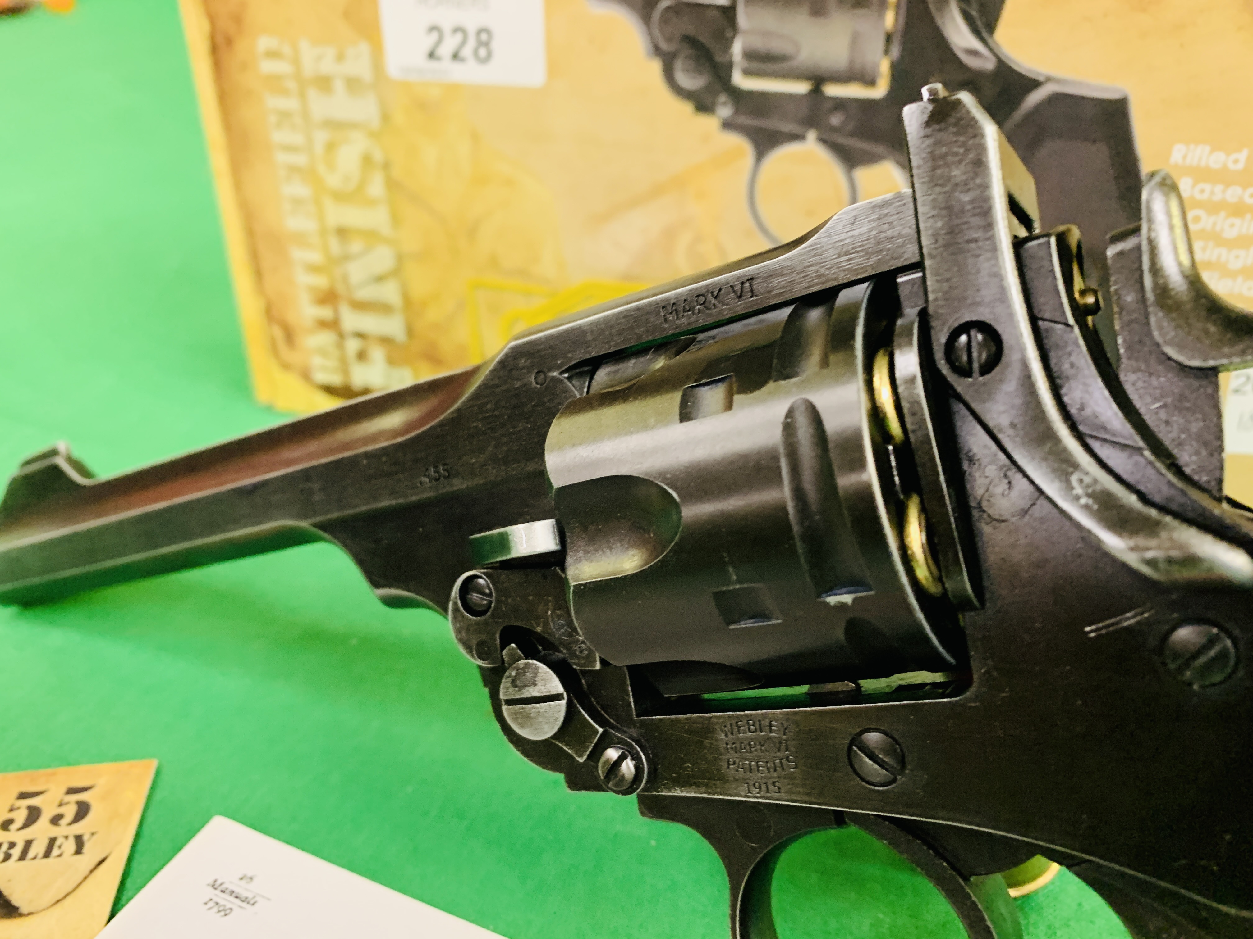 A WEBLEY MKV1 SERVICE REVOLVER . - Image 4 of 7