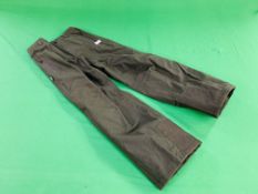 PAIR OF RIDGEWAY SUEDE AND CANVAS SIZE 12 LEGGINGS