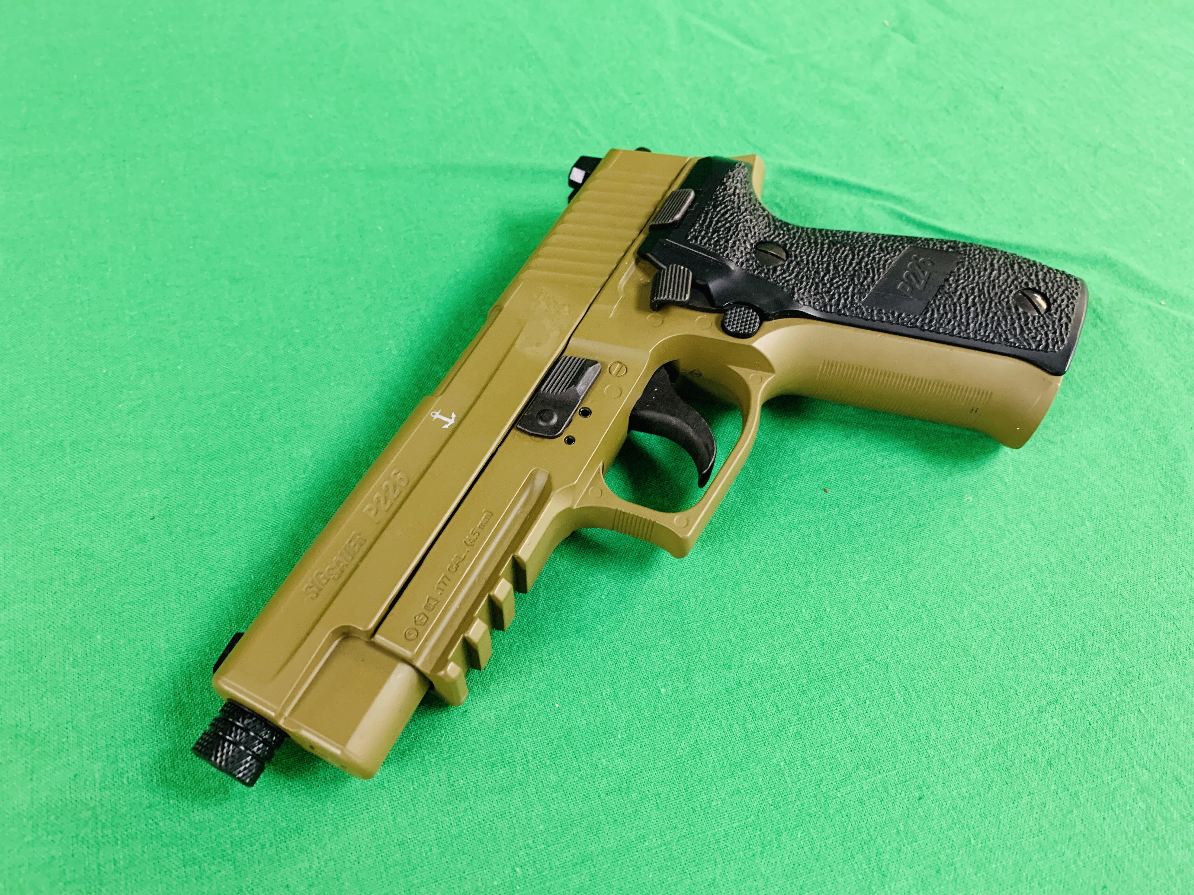 SIG SAUER . - Image 2 of 8