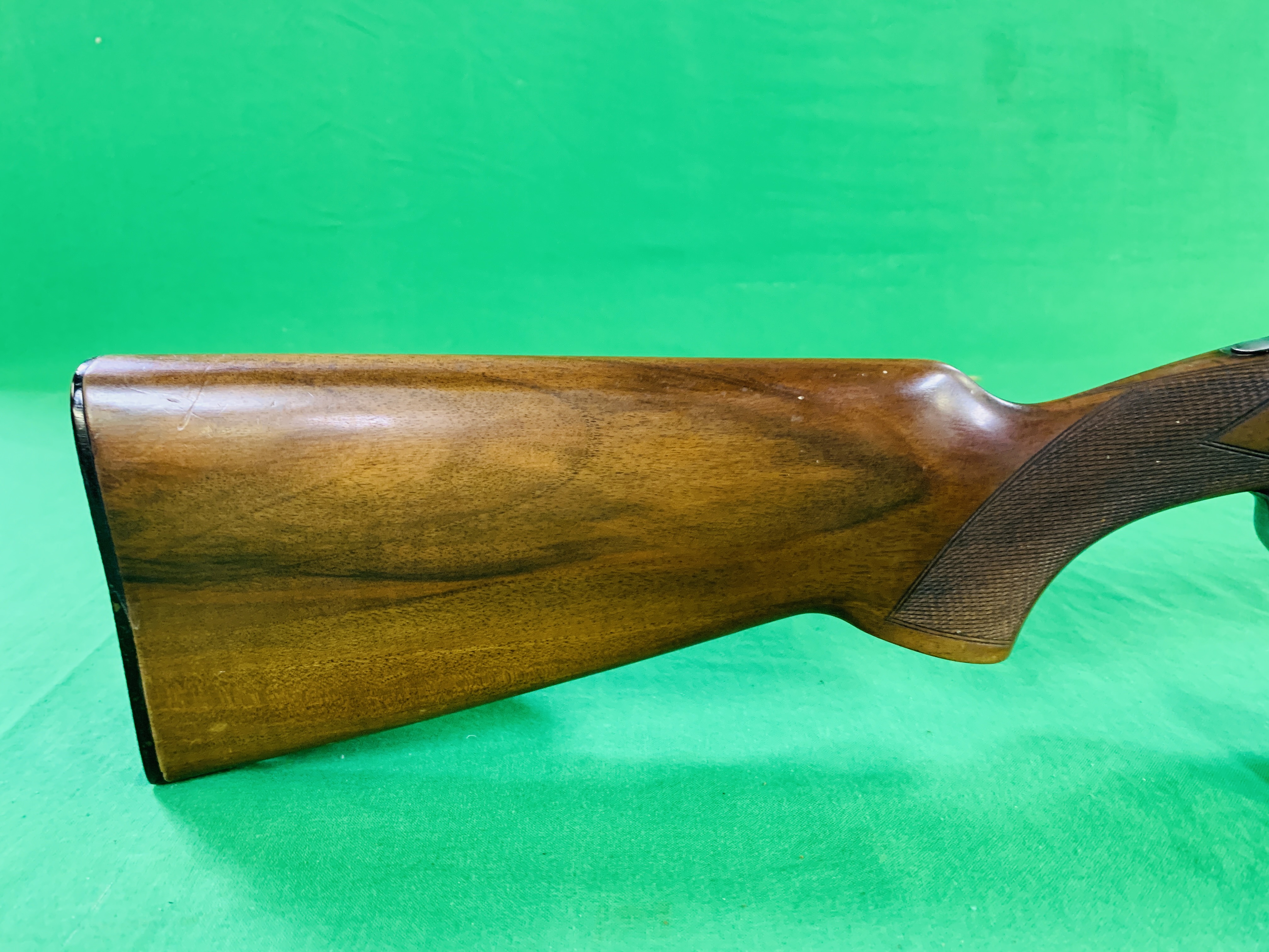 GUNMARK 20 BORE O/U SHOTGUN # 123895 FIXED CHOKE, 28 INCH BARRELS, SELECTABLE SINGLE TRIGGER, - Image 3 of 8