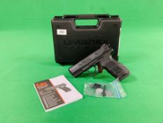 A HECKLER & KOCH P30 CO² 8 SHOT AIR PISTOL IN HARD TRANSIT CASE AND ACCESSORIES AS NEW - (ALL GUNS