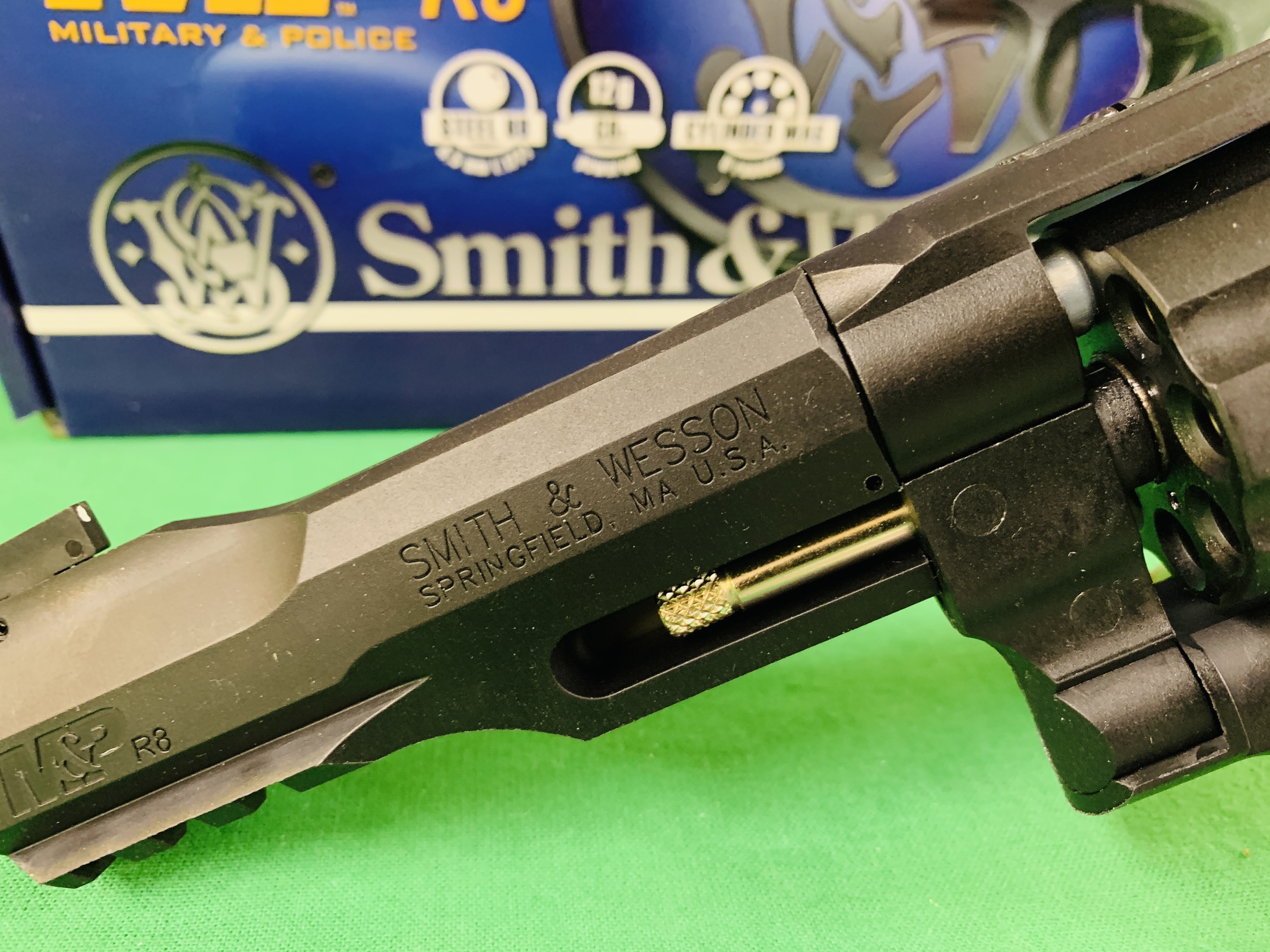 A SMITH & WESSON . - Image 4 of 6