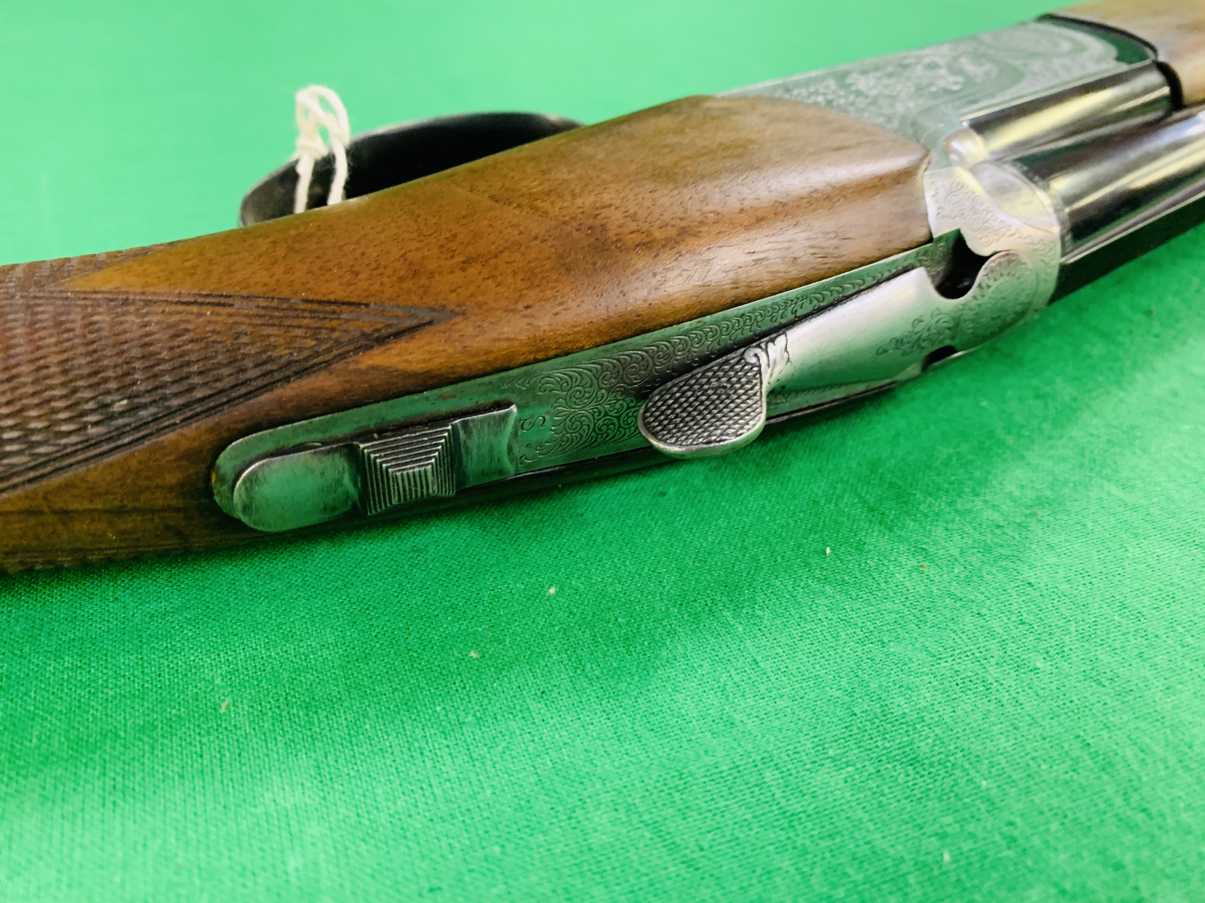 GUNMARK 20 BORE O/U SHOTGUN # 123895 FIXED CHOKE, 28 INCH BARRELS, SELECTABLE SINGLE TRIGGER, - Image 5 of 8