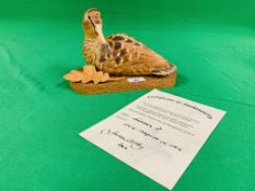 A HAND CARVED AND PAINTED WOODCOCK FROM LIME & ACRYLICS ON OAK BY TERENCE GETLEY WITH CERTIFICATE