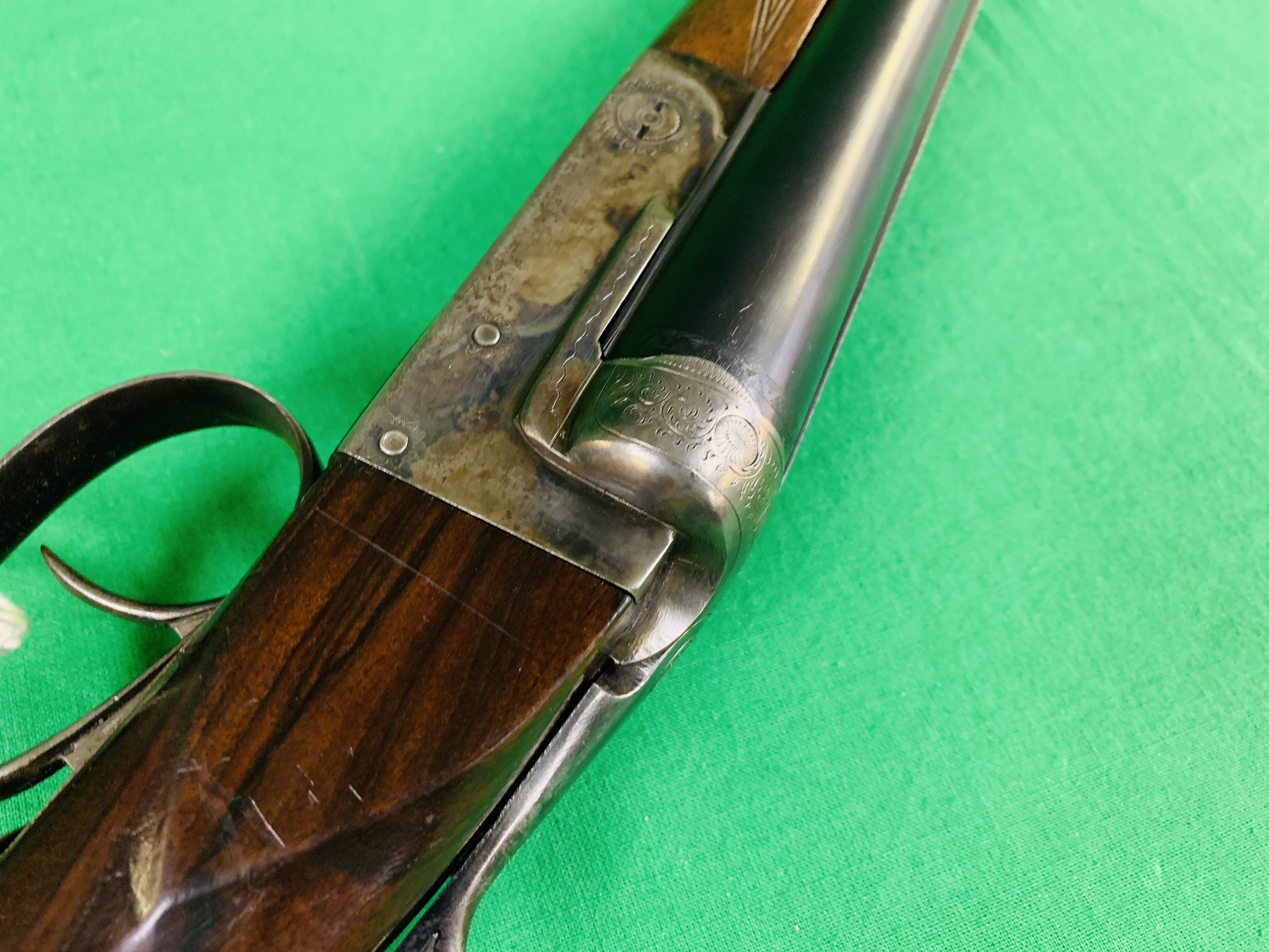 BELGIUM 12 BORE SIDE BY SIDE SHOTGUN # 1478 - (ALL GUNS TO BE INSPECTED AND SERVICED BY QUALIFIED - Image 7 of 8