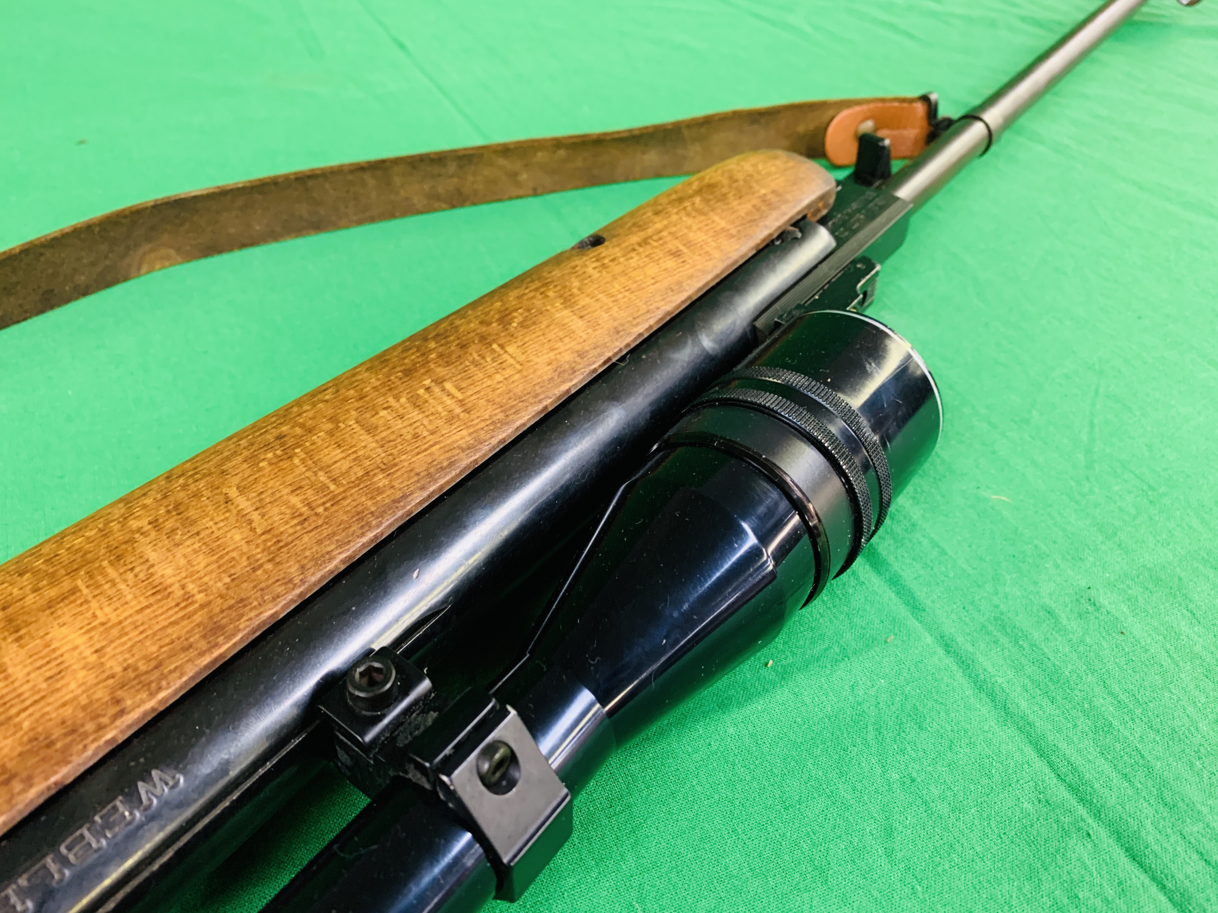 WEBLEY OMEGA .22 BREAK BARREL AIR RIFLE FITTED WITH TASCO 6. - Image 9 of 10