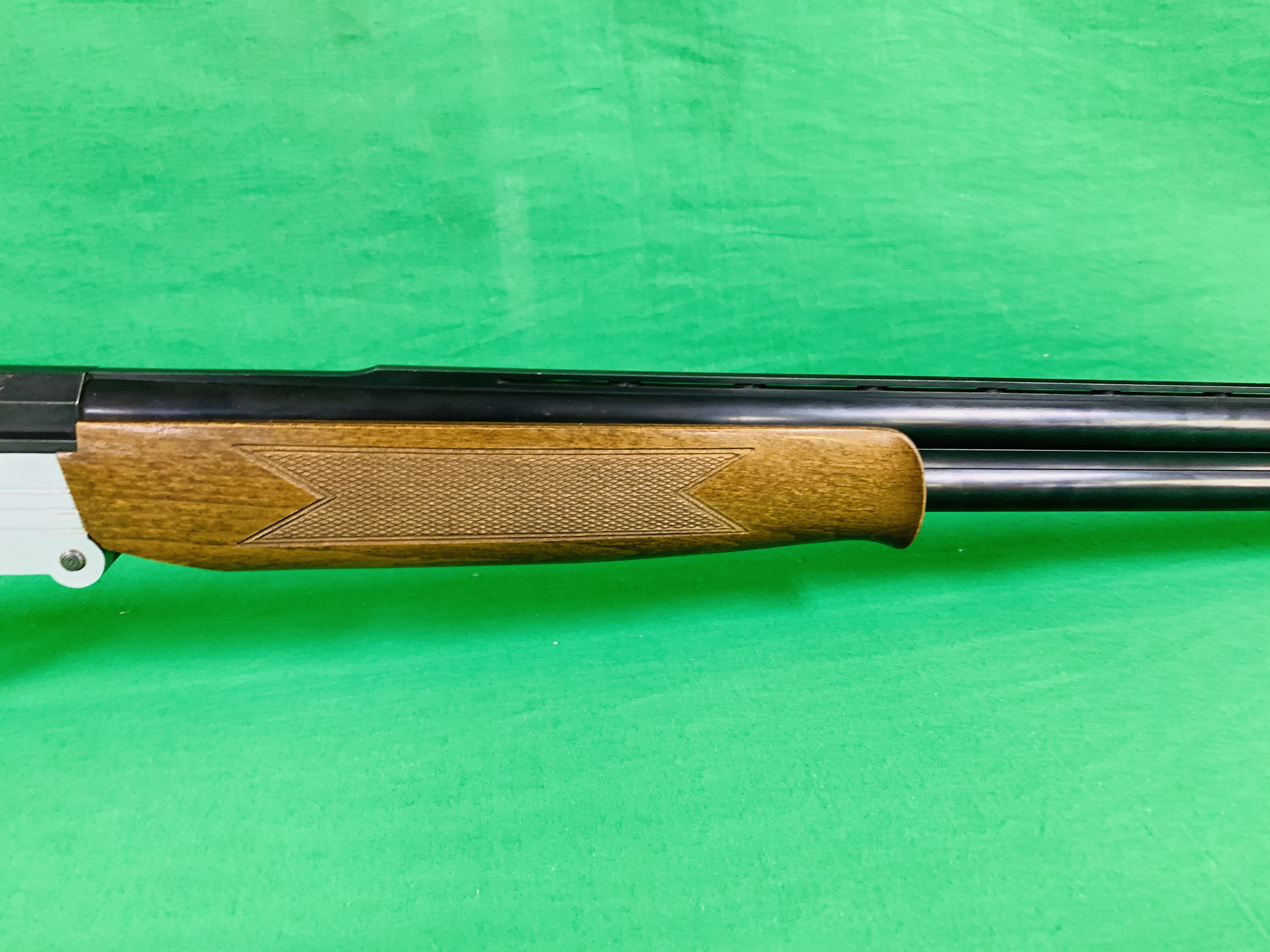 INVESTARM 20 BORE OVER AND UNDER SHOTGUN # 418838, SINGLE TRIGGER NO EJECTOR, - Image 5 of 9