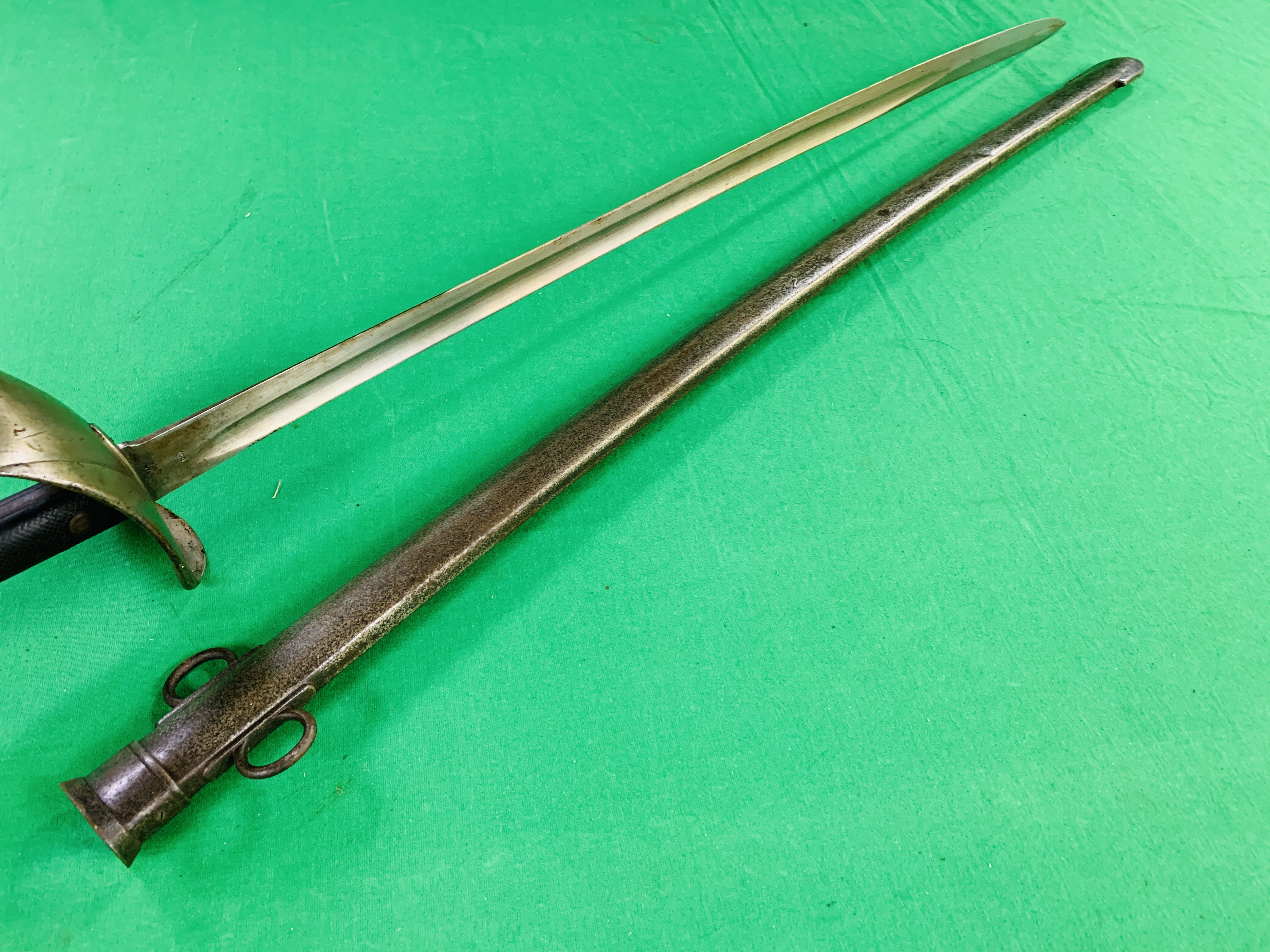 BRITISH 1899 PATTERN BOER WAR PERIOD CAVALRY TROOPERS SWORD MADE BY ENFIELD (1900) - Image 8 of 9