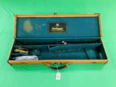 LEATHERETTE 28 / 30" CASE WITH GALLYON OF KINGFISHER LABEL INSIDE