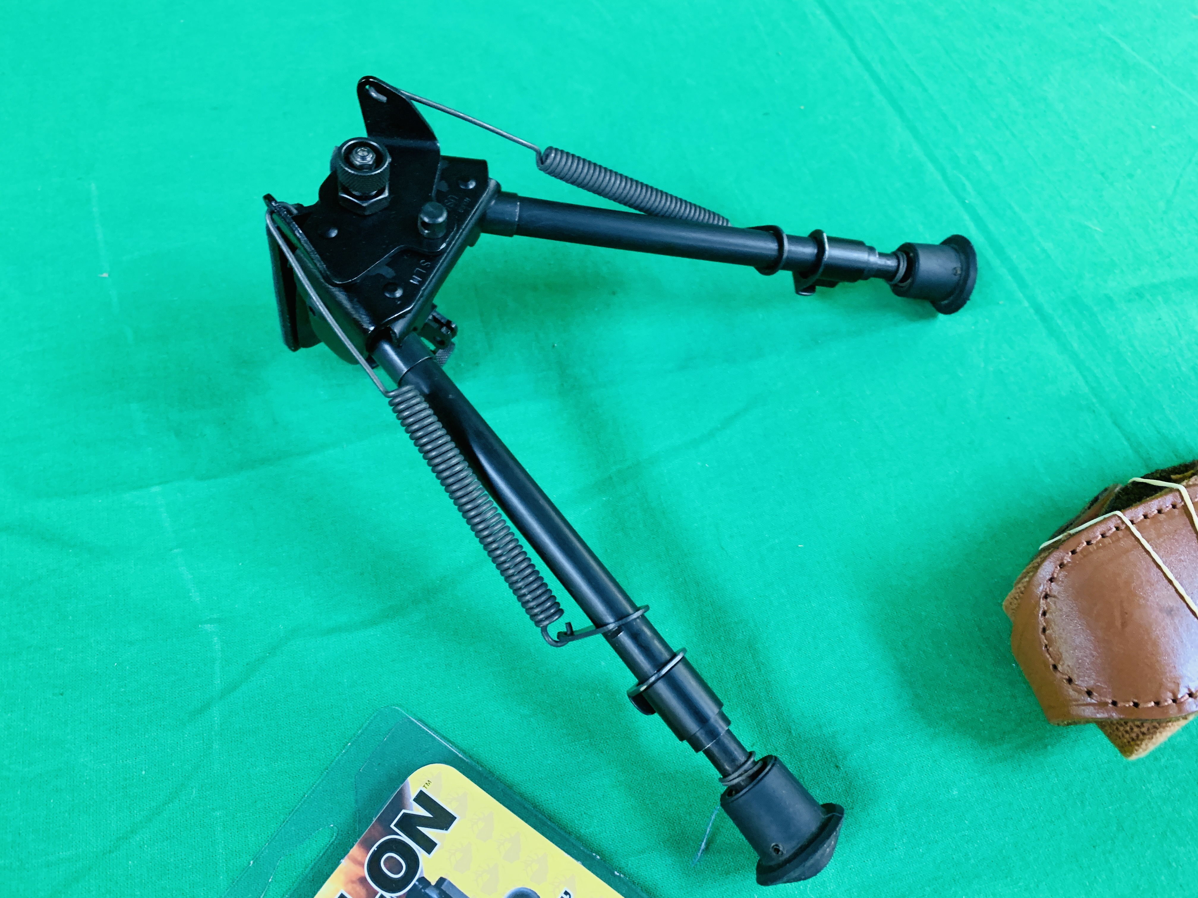 A HARRIS 30CM BIPOD STEP LOCKING ALONG WITH A CANVAS RIFLE SLIP AND SWING SWIVELS - Image 5 of 8