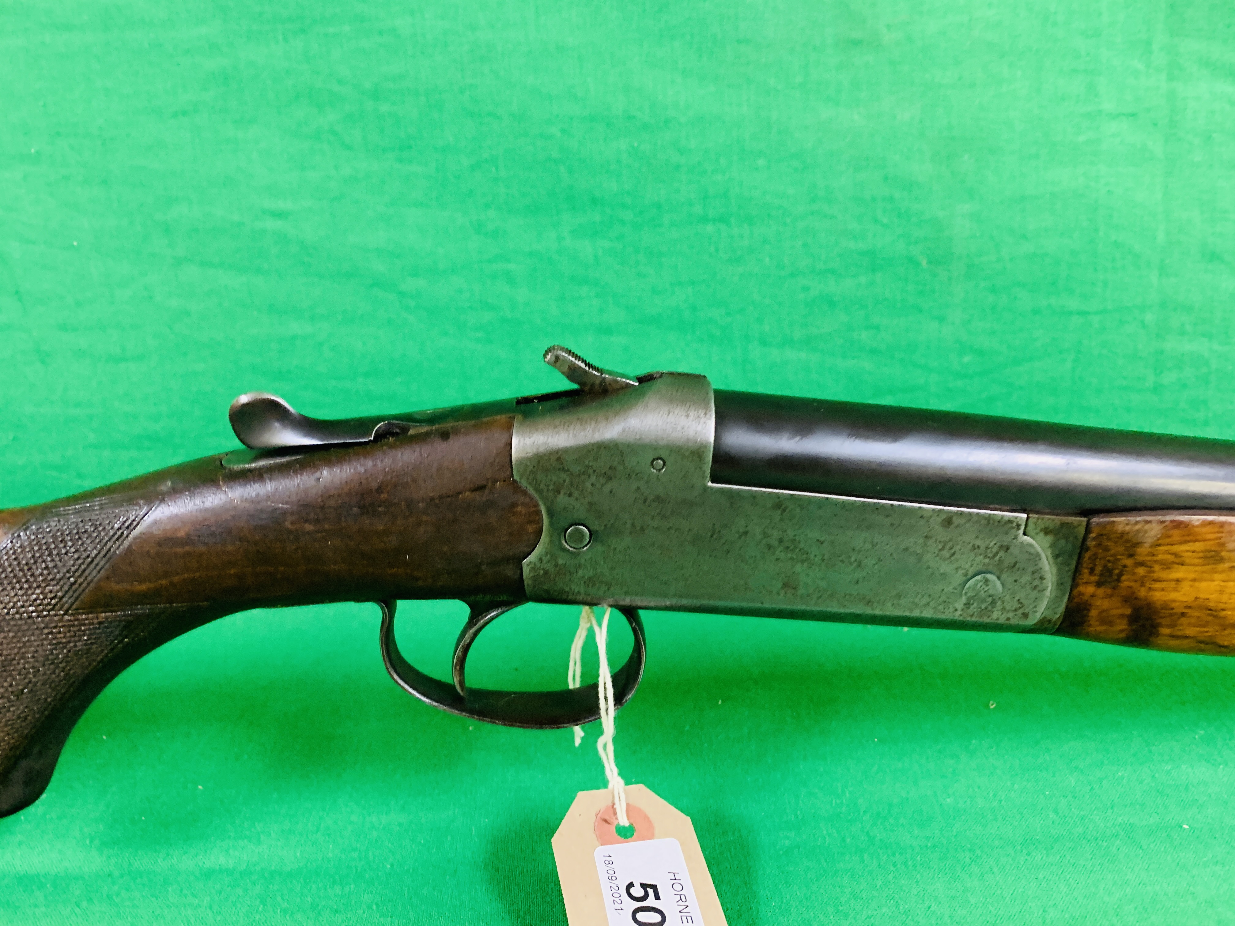 AYA 12 BORE SINGLE SHOT SHOTGUN # 196075 30 INCH BARREL - (ALL GUNS TO BE INSPECTED AND SERVICED BY - Image 2 of 8