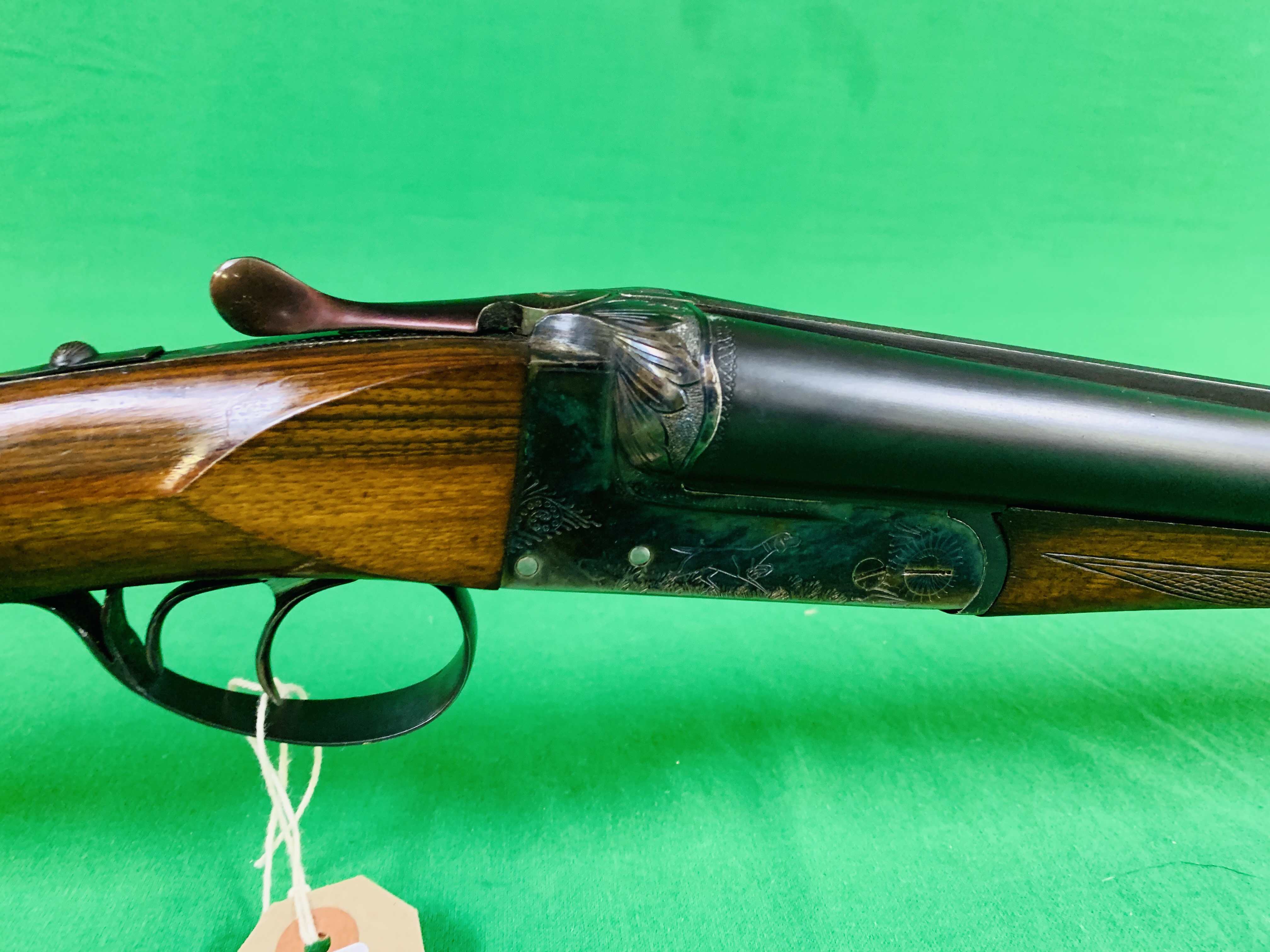 LARRANAGA 12 BORE SIDE BY SIDE SHOT GUN #68616 - (ALL GUNS TO BE INSPECTED AND SERVICED BY - Image 4 of 7