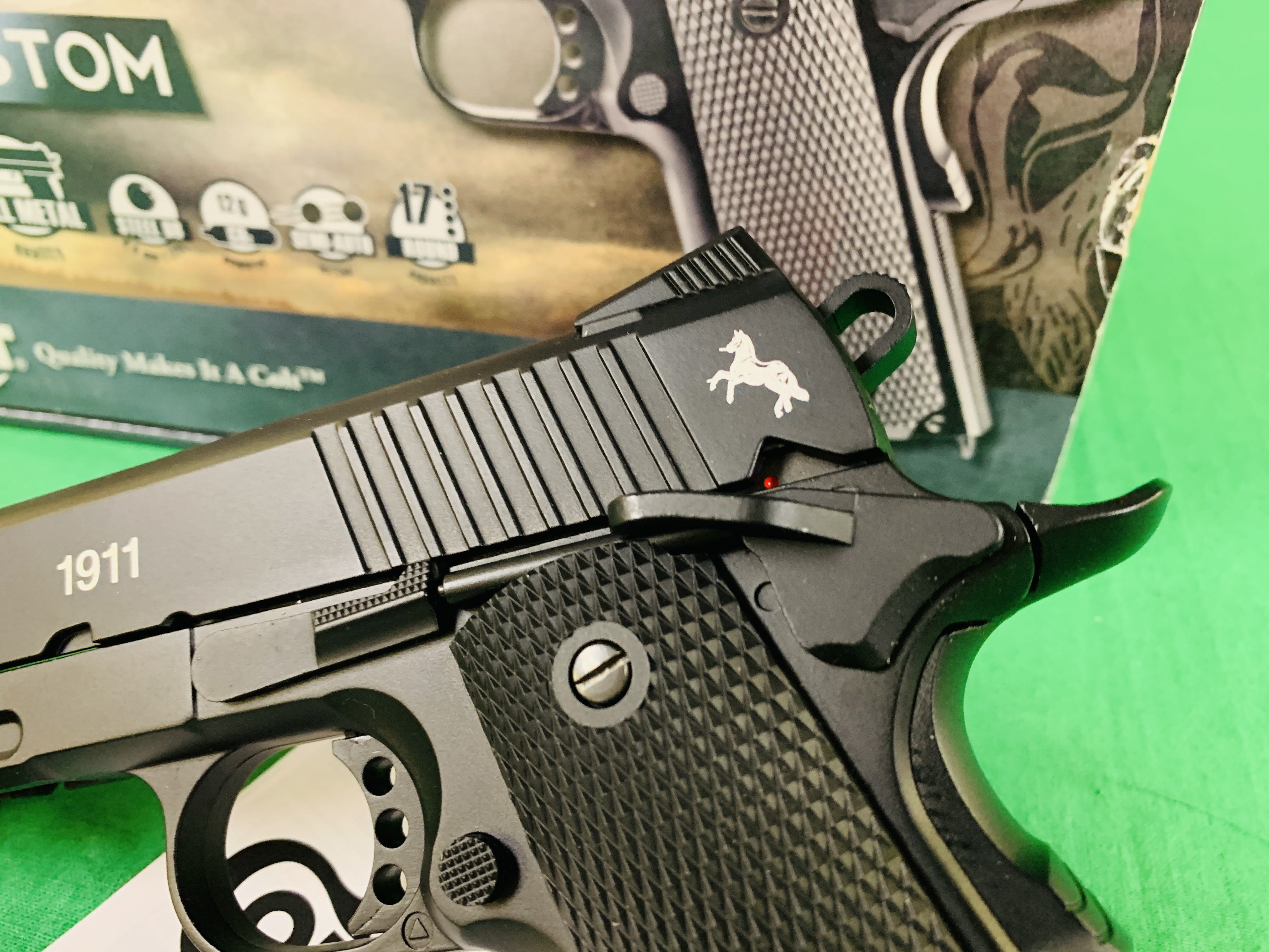 A COLT 1911 CUSTOM . - Image 3 of 11