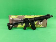 A CROSMAN PANTHER ARMS SBR DPMS SEMI-AUTO BLOWBACK ACTION CO² BB AIR RIFLE BOXED AS NEW - (ALL
