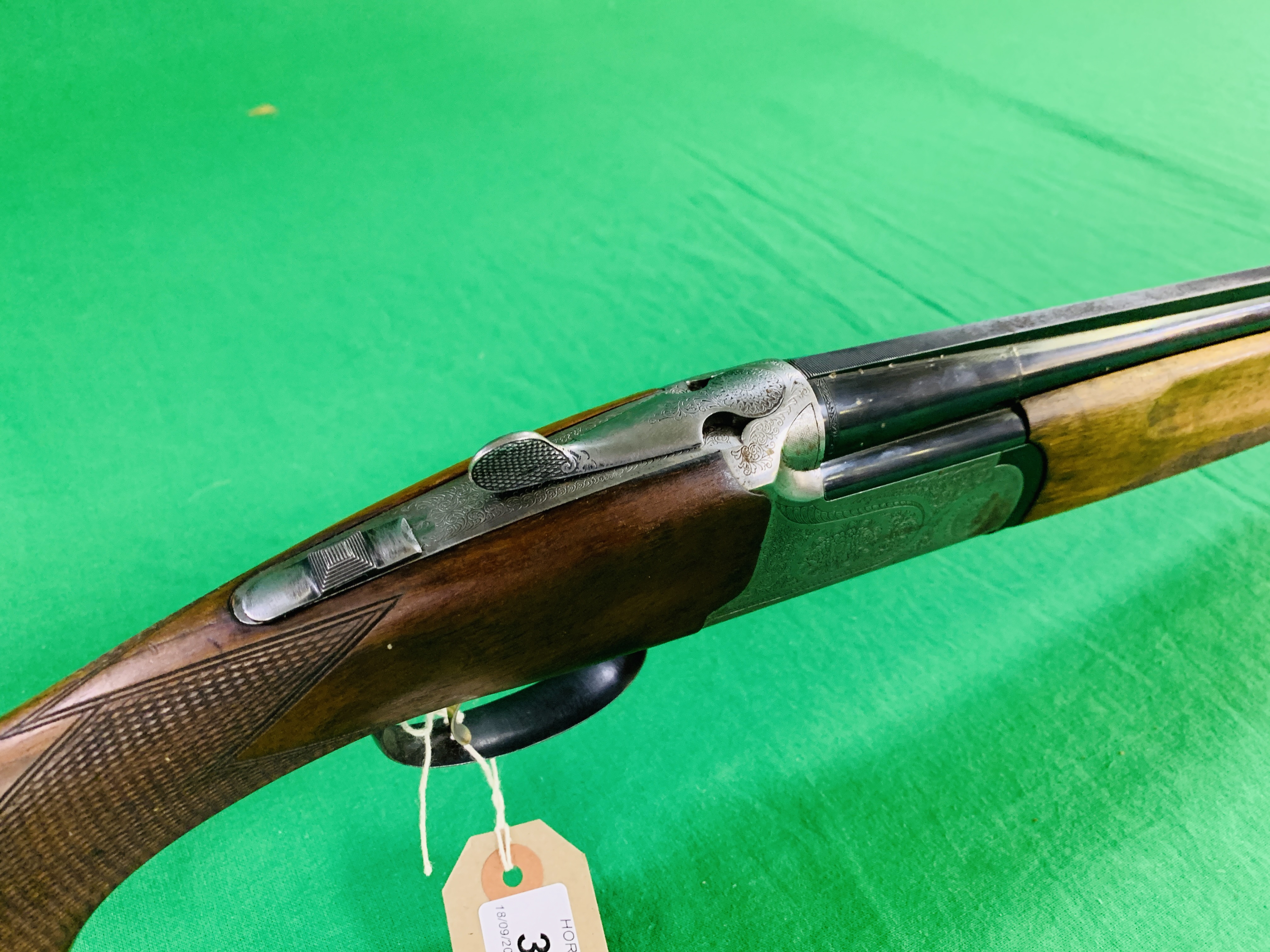 GUNMARK 20 BORE O/U SHOTGUN # 123895 FIXED CHOKE, 28 INCH BARRELS, SELECTABLE SINGLE TRIGGER, - Image 2 of 8